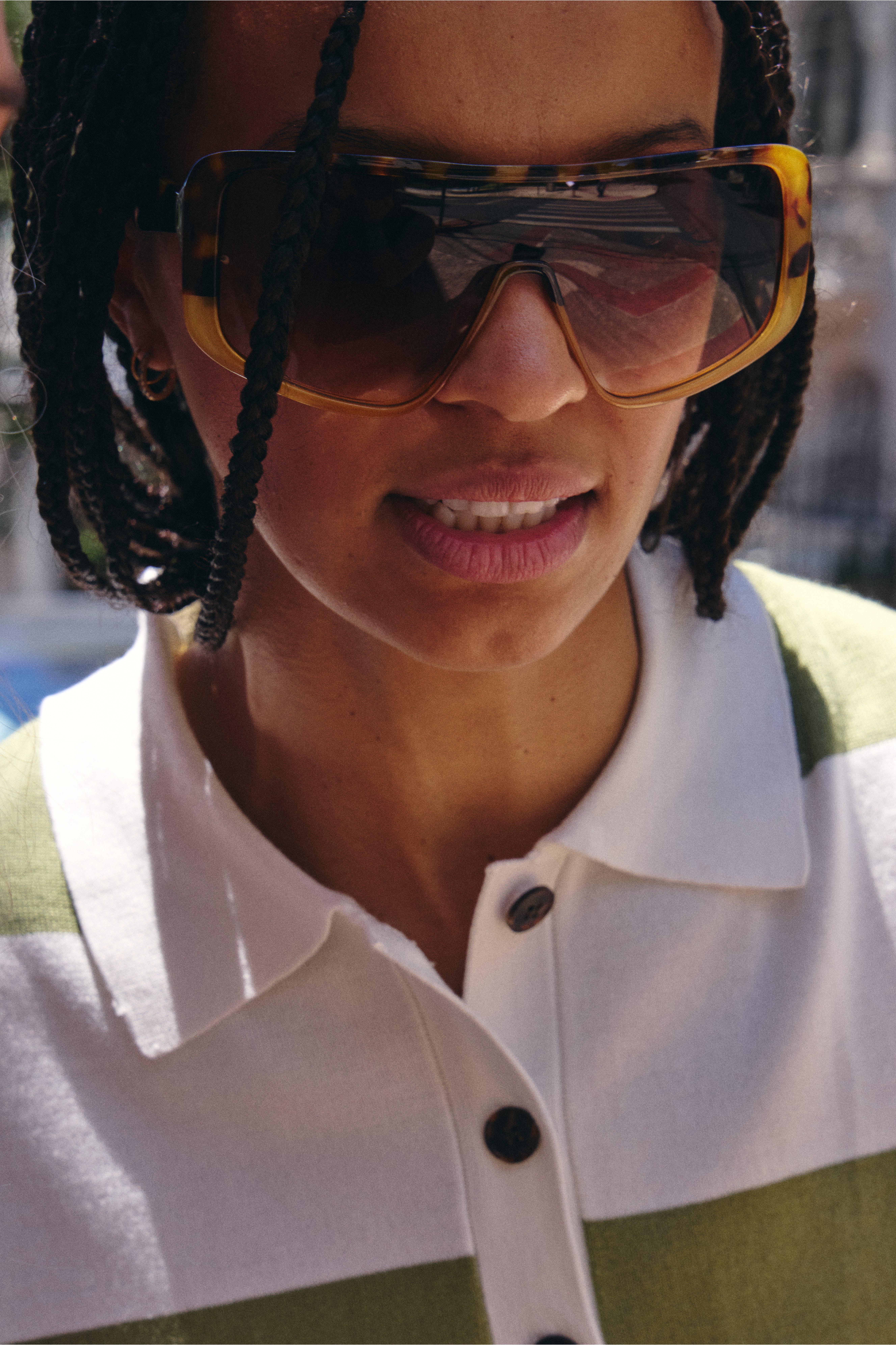 IHLULS Pullover LOCATION NONE 20125818-900007012