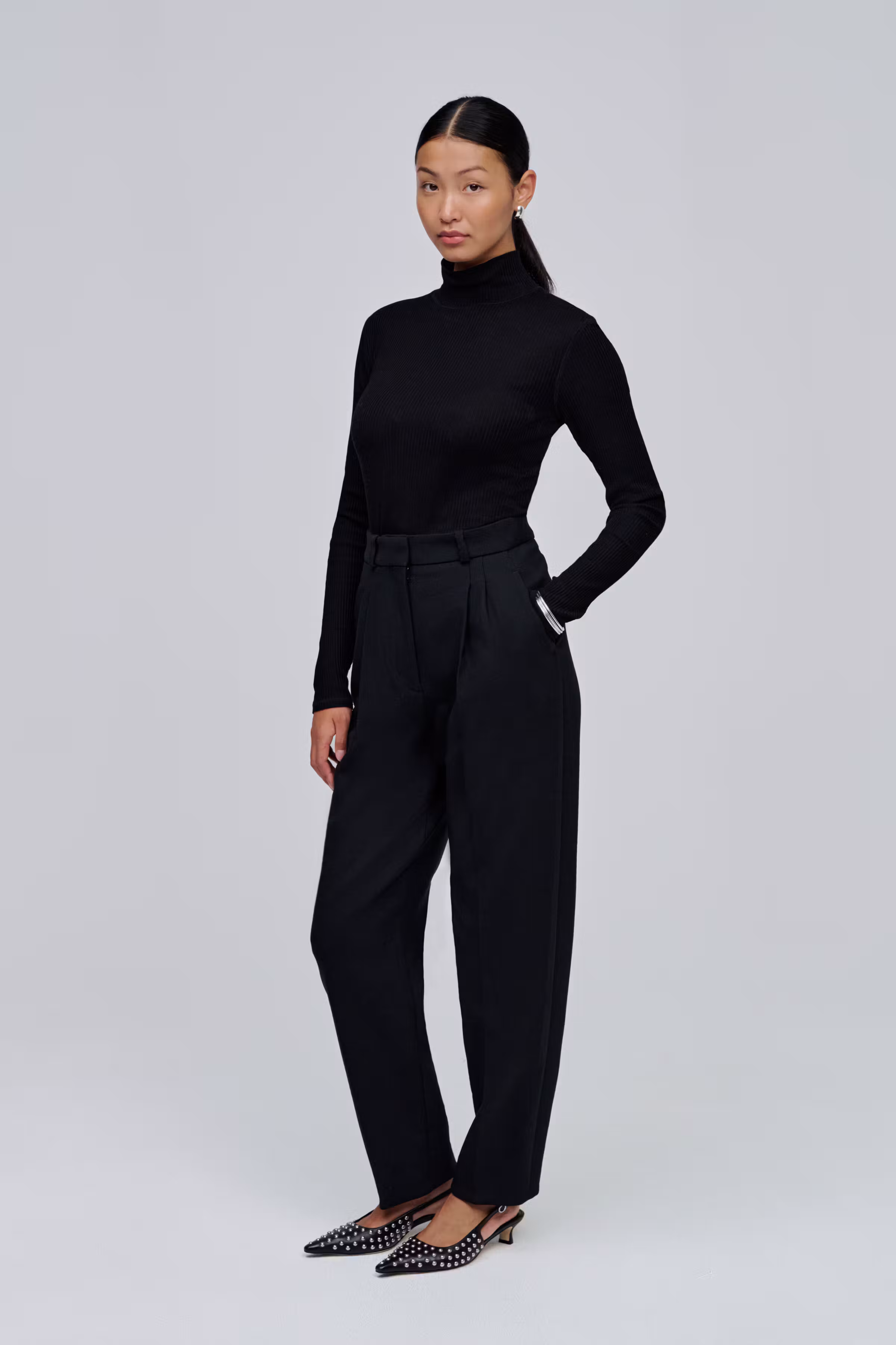 IOPadrona Trousers LOOKBOOK FRONT 30600056-BK999