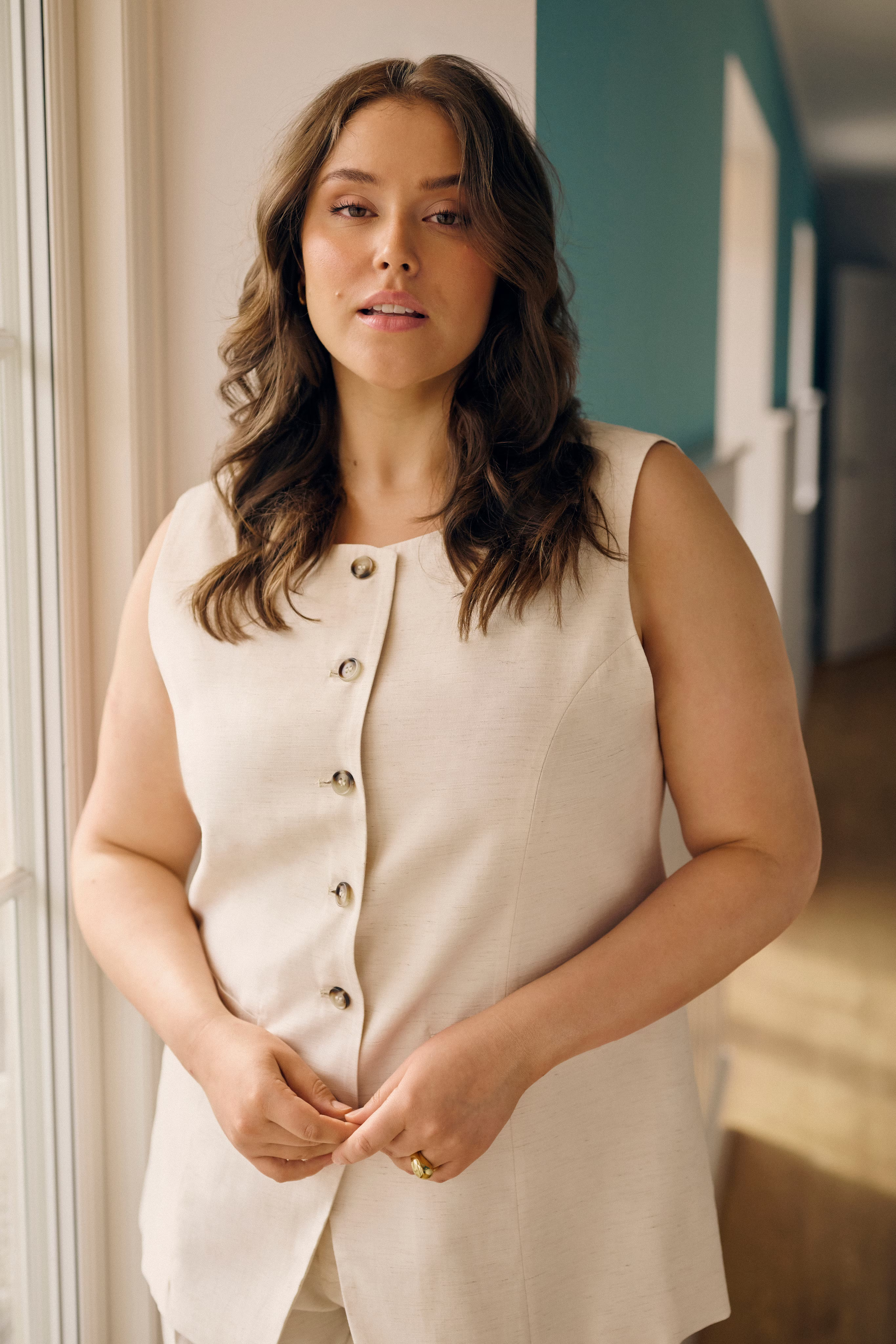 KCanetti Vest LOCATION NONE 10584152-1513051