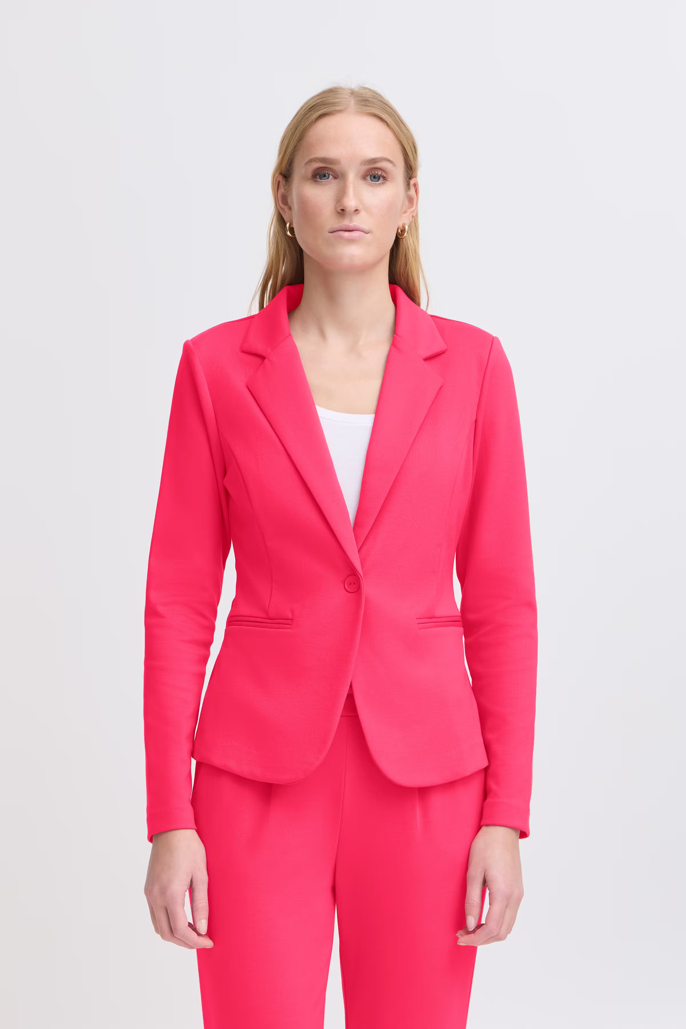 IHKATE Blazer LOOKBOOK FRONT 20101801-181945