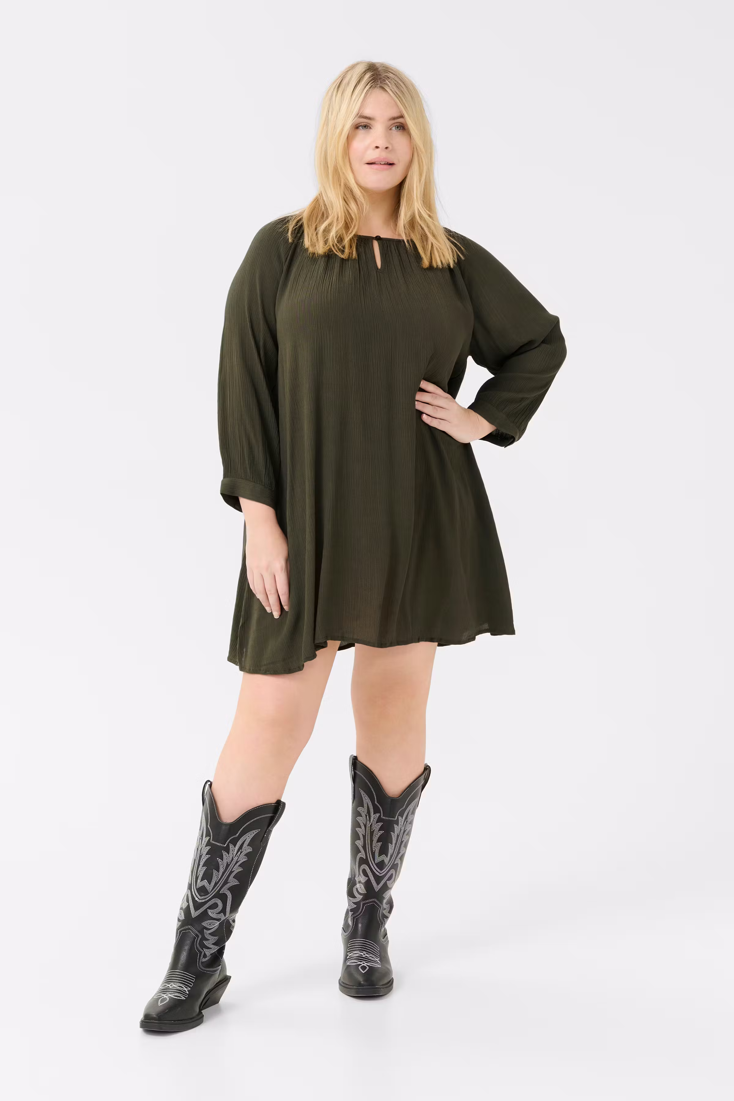 KCami Tunic LOOKBOOK FRONT 10580003-190414