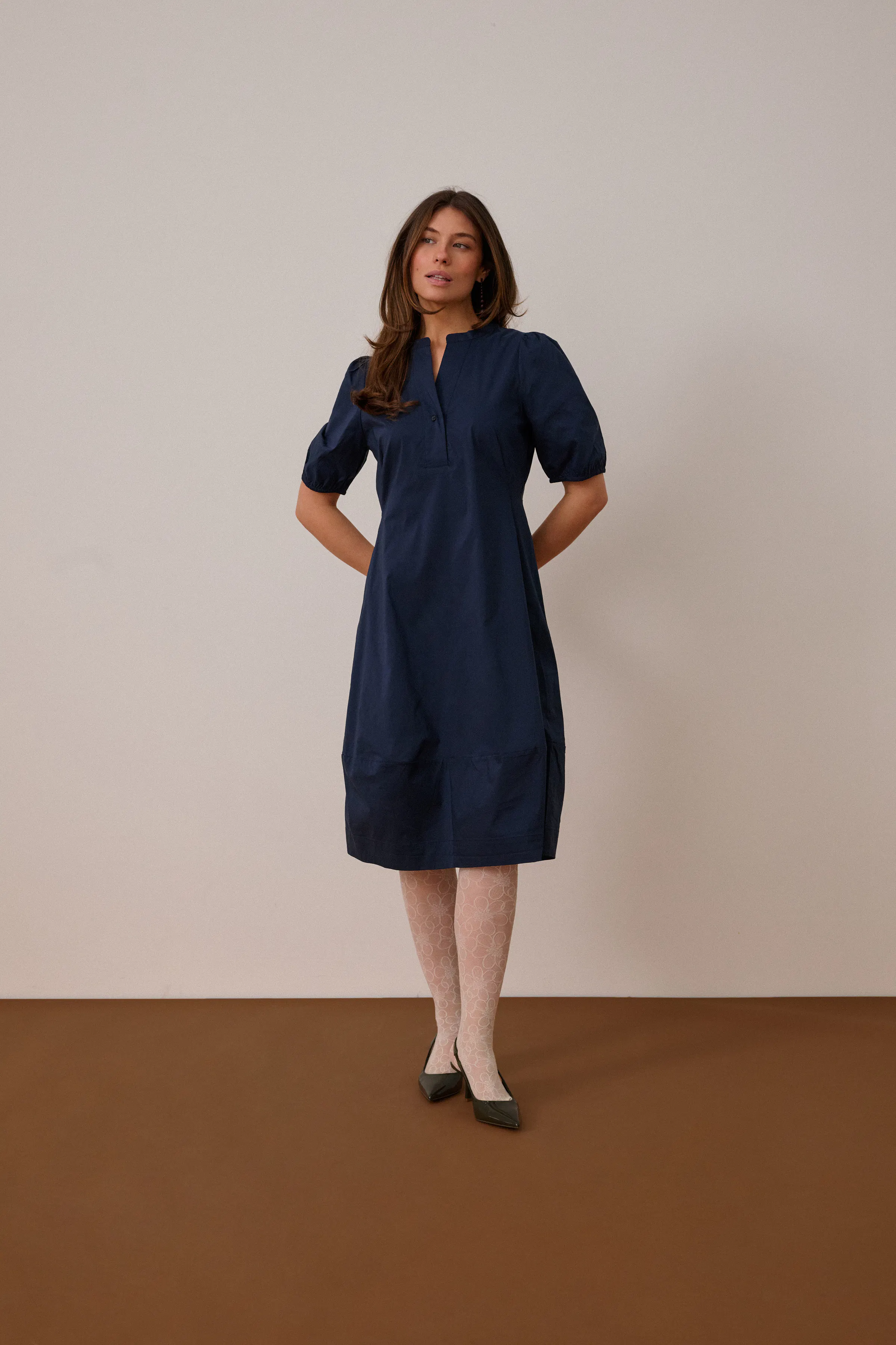 CUantoinett Klänning LOCATION NONE 50110038-193921