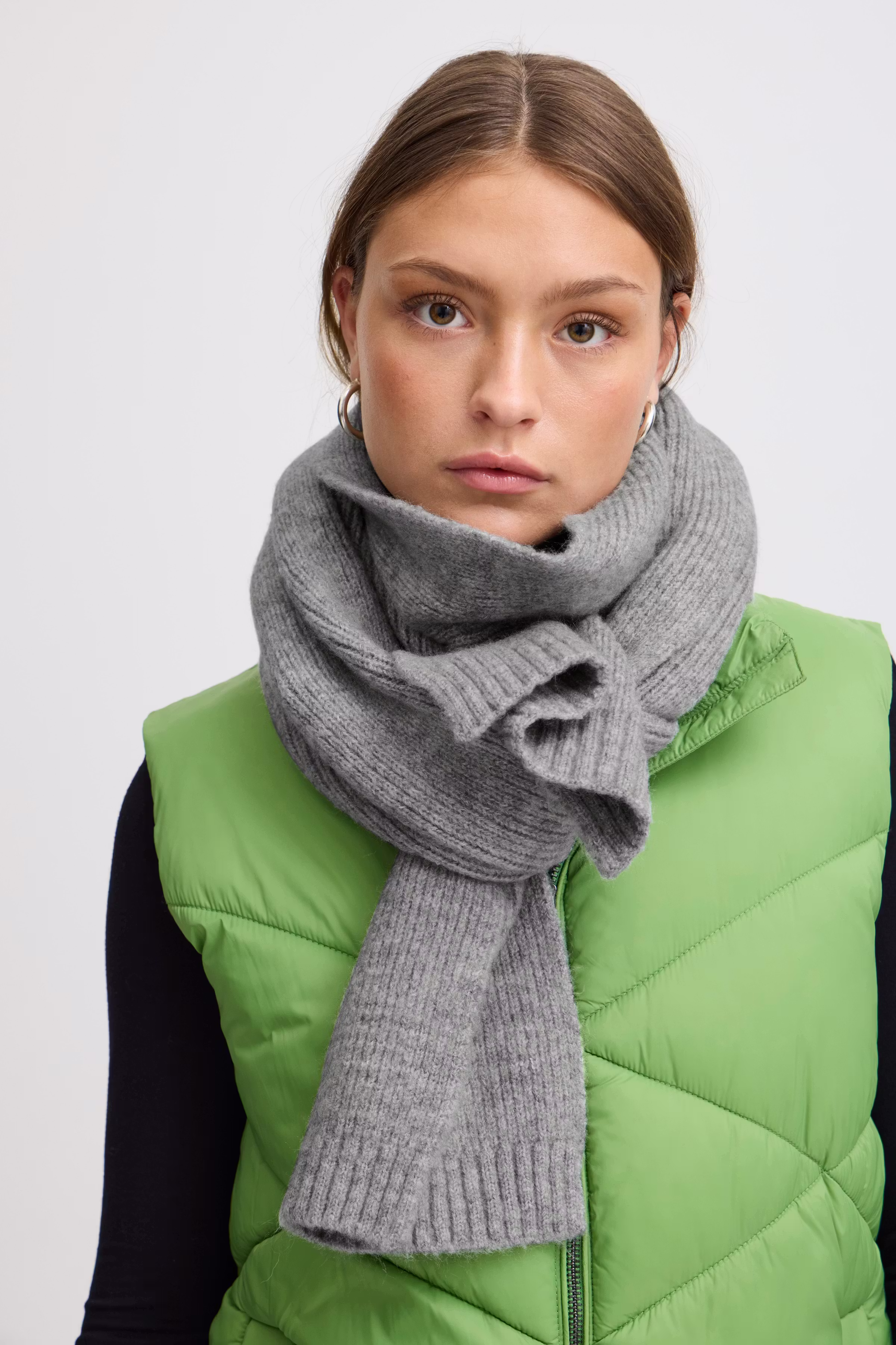 IAIVO Scarf LOOKBOOK DETAIL 20112670-200420