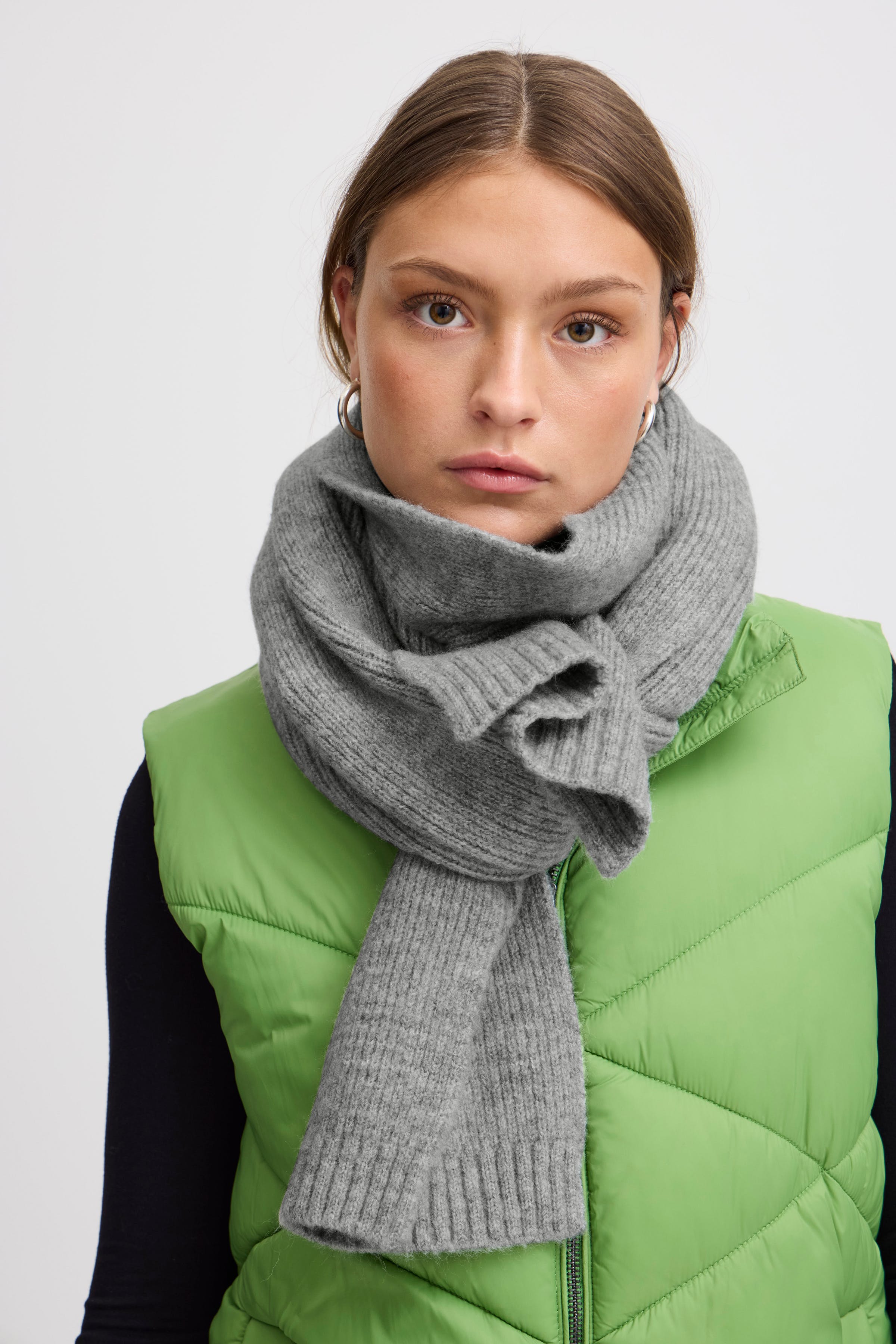 IAIVO Scarf LOOKBOOK DETAIL 20112670-200420