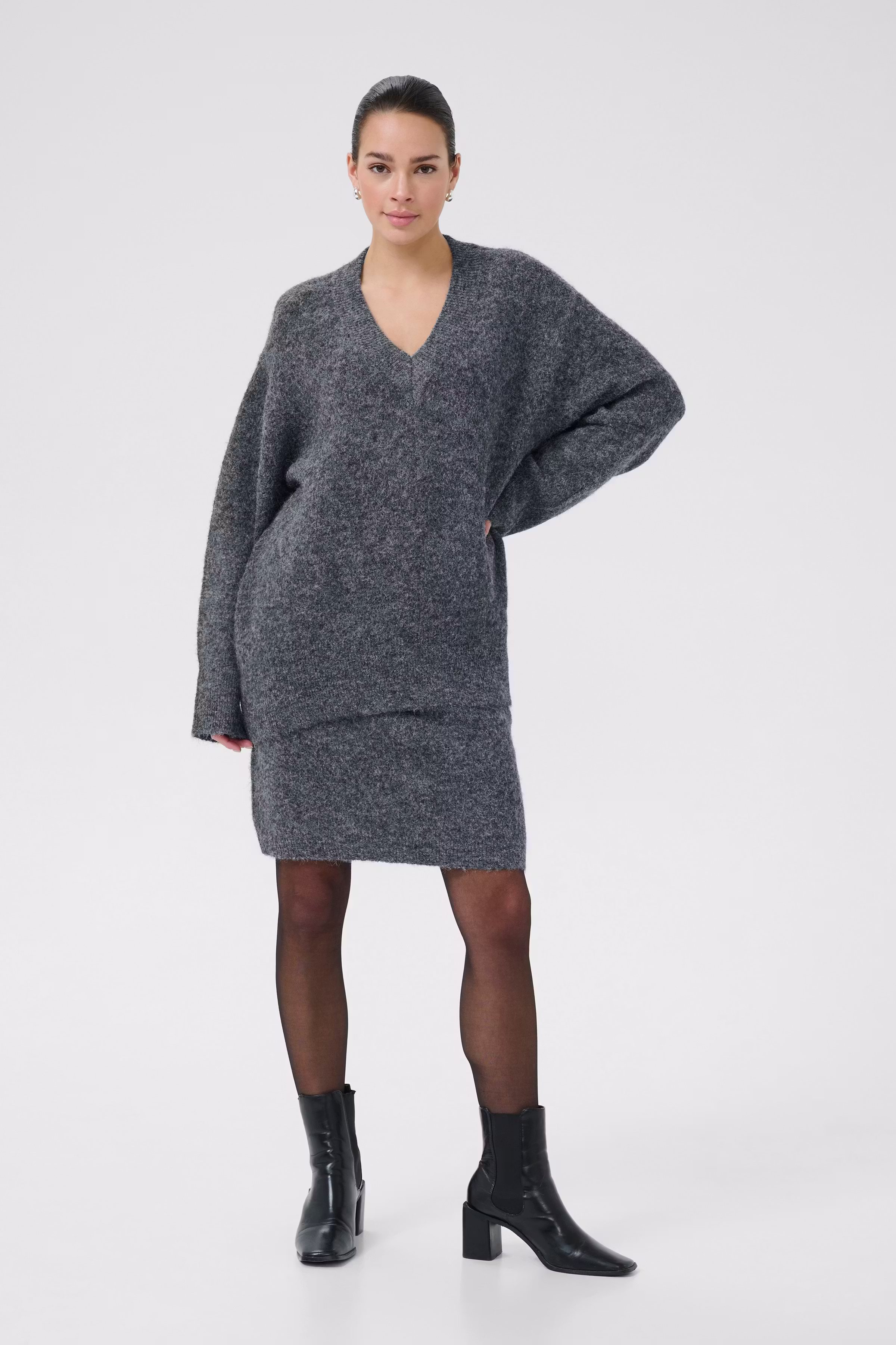 KAtrudy Pullover LOOKBOOK FRONT 10510635-100125