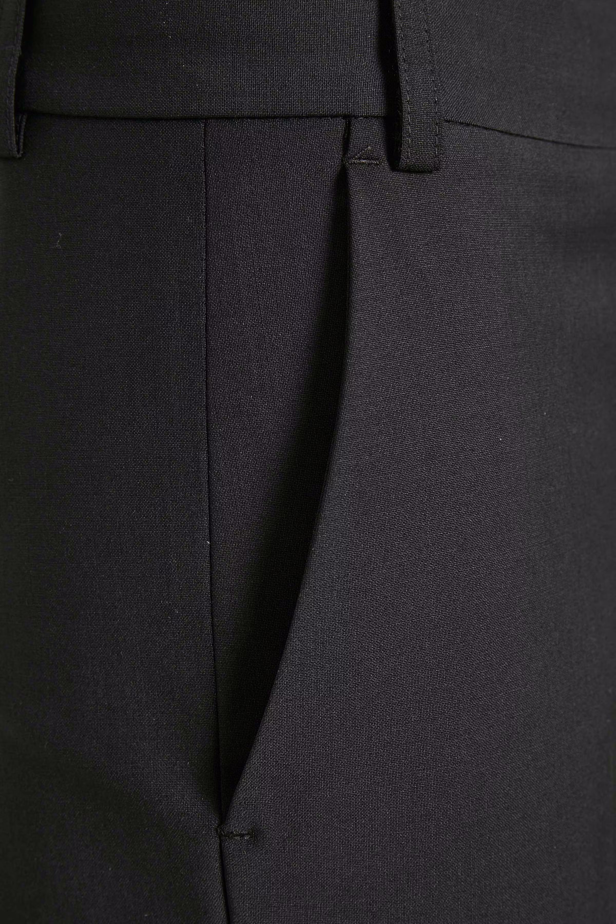 ZalaIW Cigarette Buks PACK DETAIL 30104282-10050