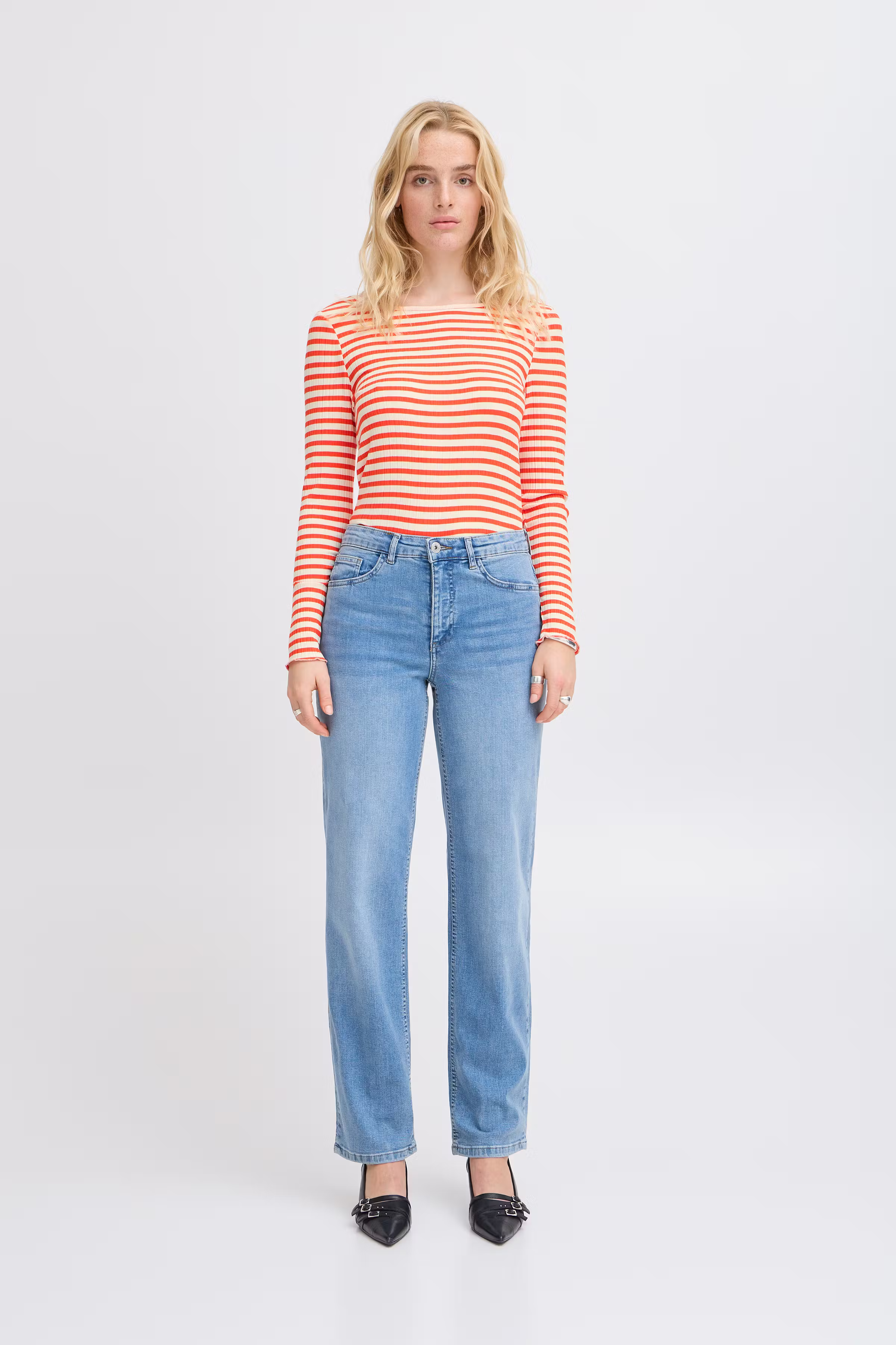 IHCELLA T-shirt LOOKBOOK FRONT 20122819-204773