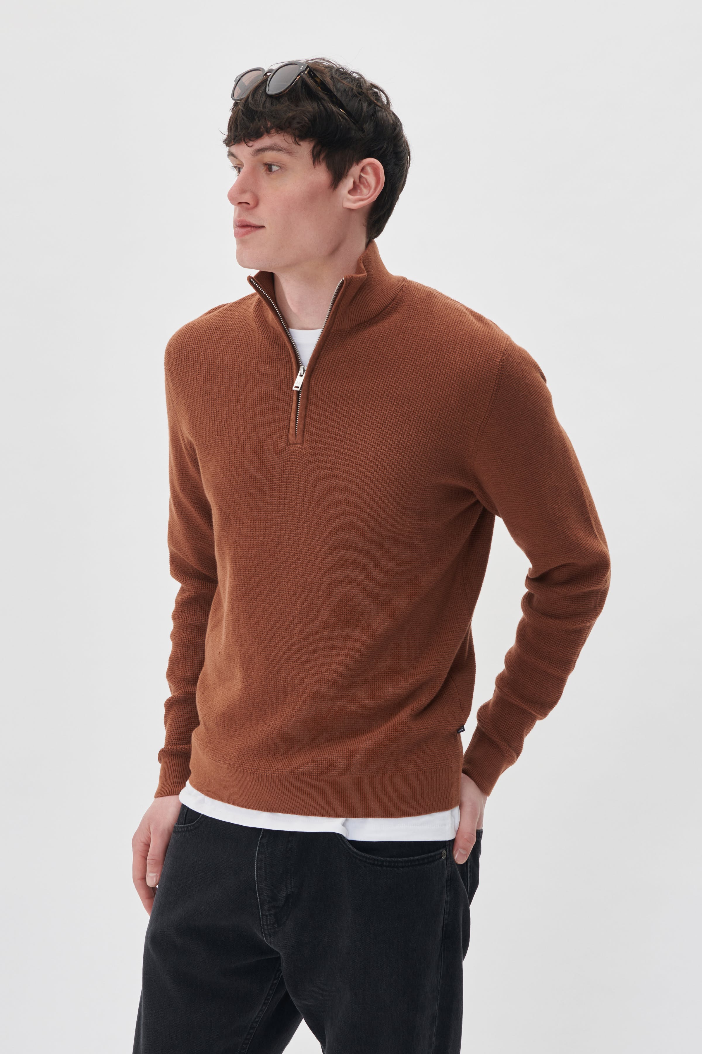 MAlagoon Half-Zip Pullover LOOKBOOK FRONT 30207192-191242