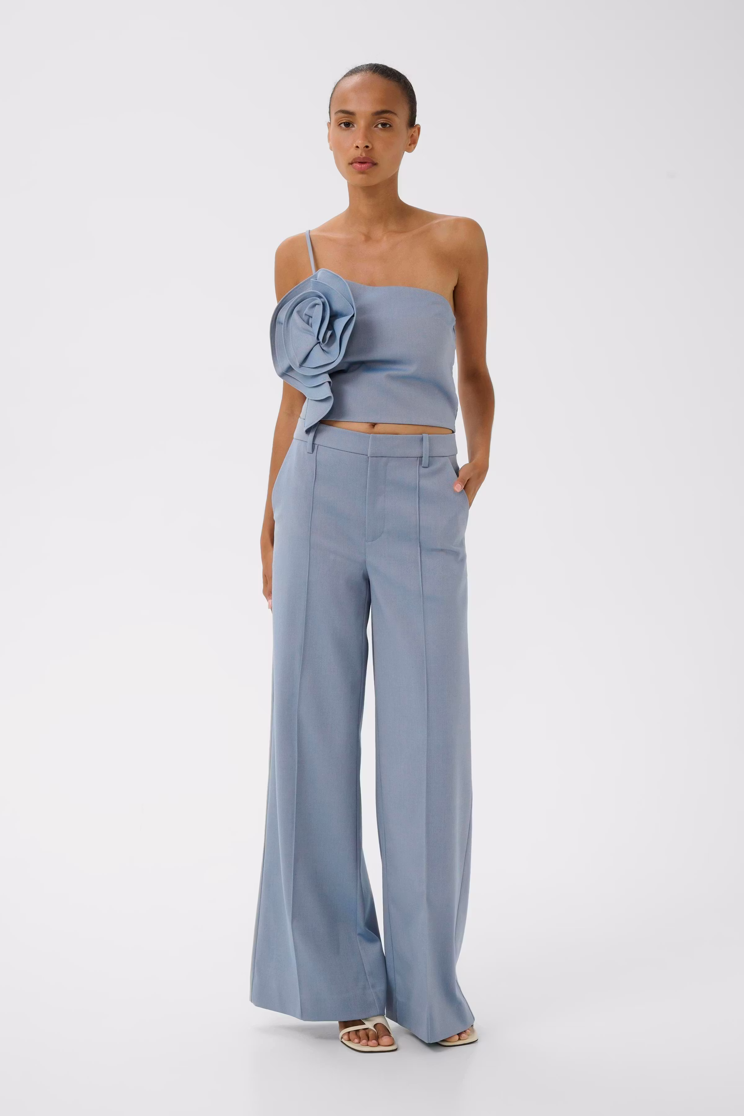 GZwendi Top LOOKBOOK FRONT 10911248-102459