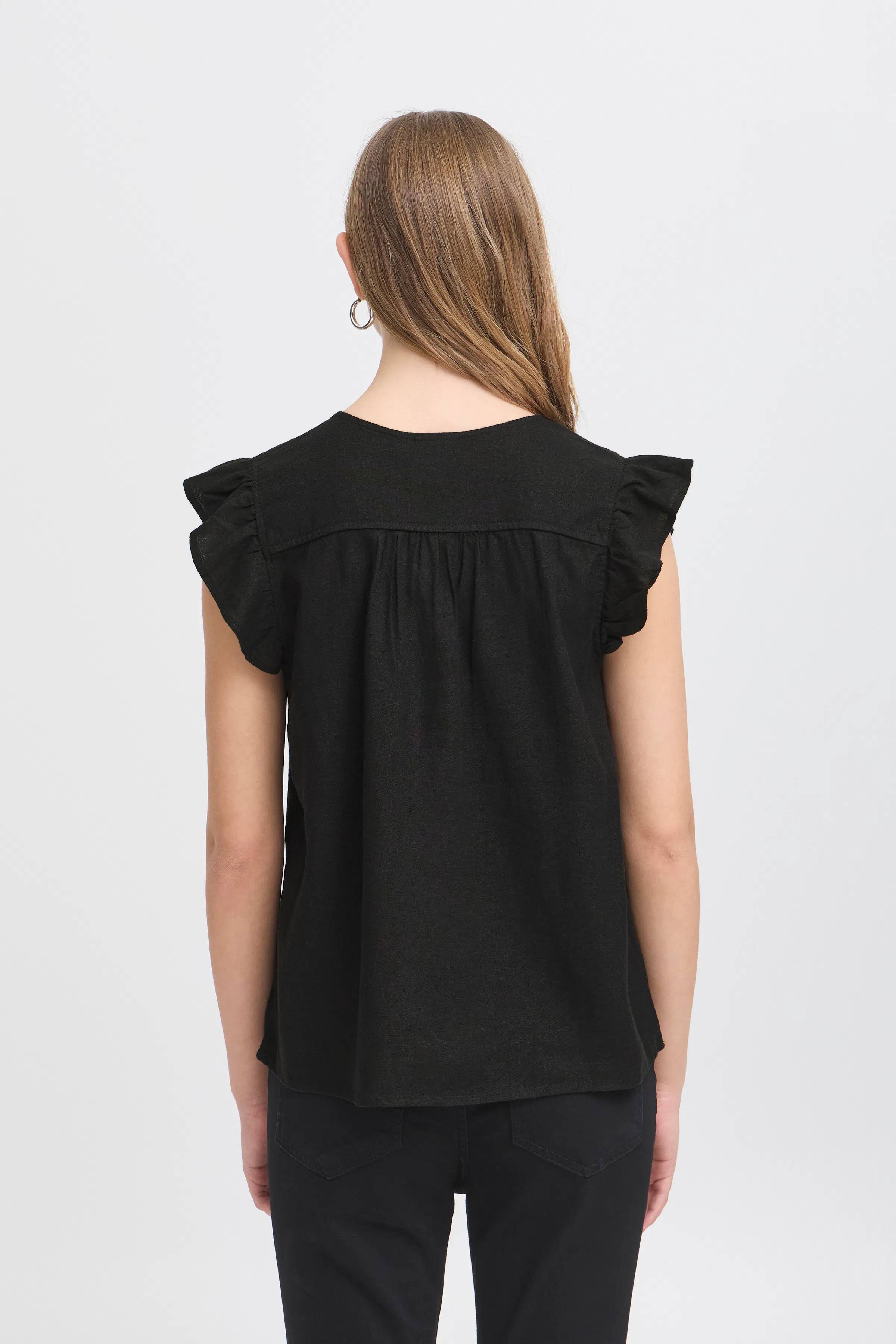 IHLINNO Ærmeløs bluse LOOKBOOK BACK 20122924-194008