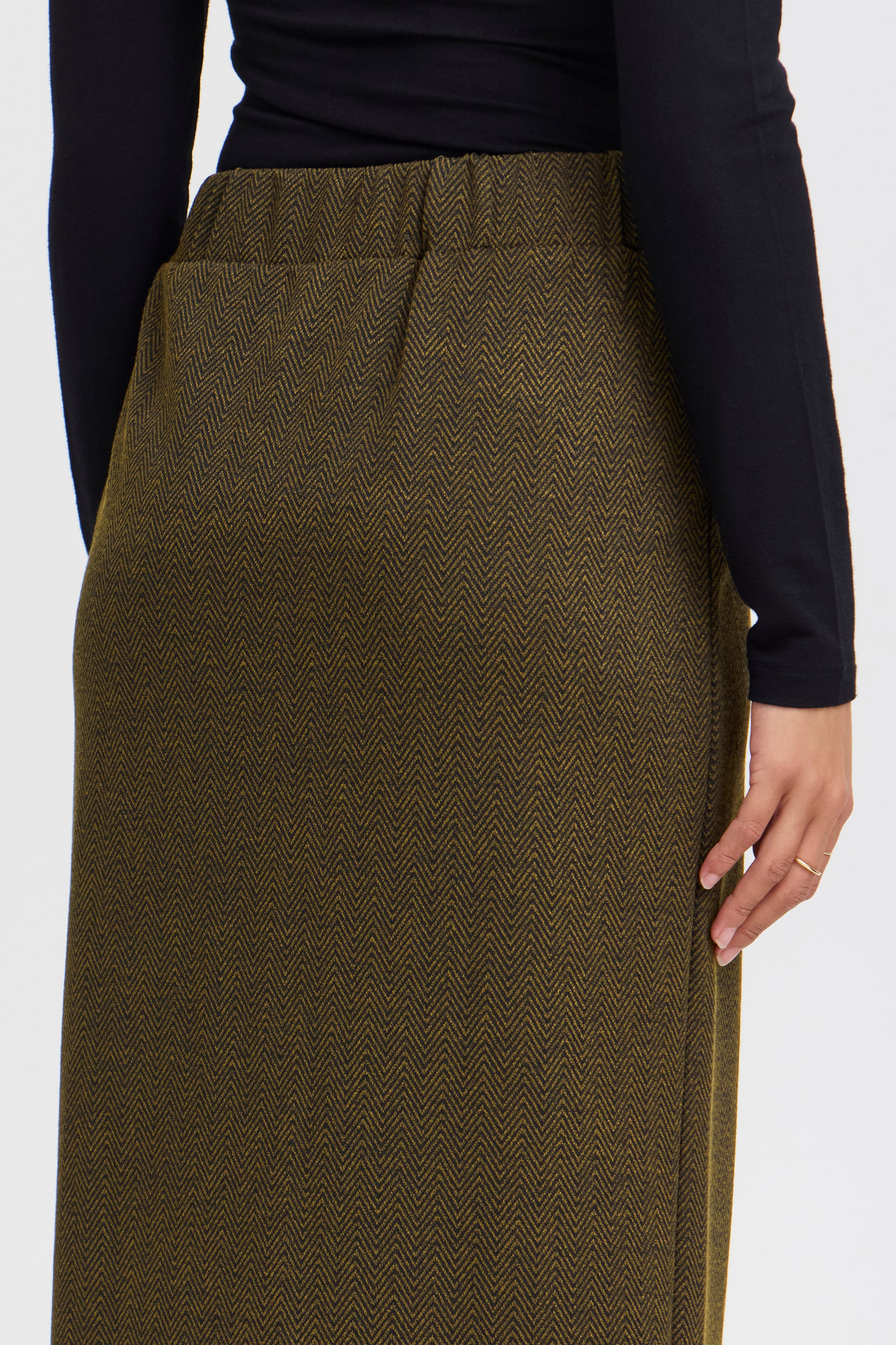 IHKATE Skirt LOOKBOOK DETAIL 20122404-203618