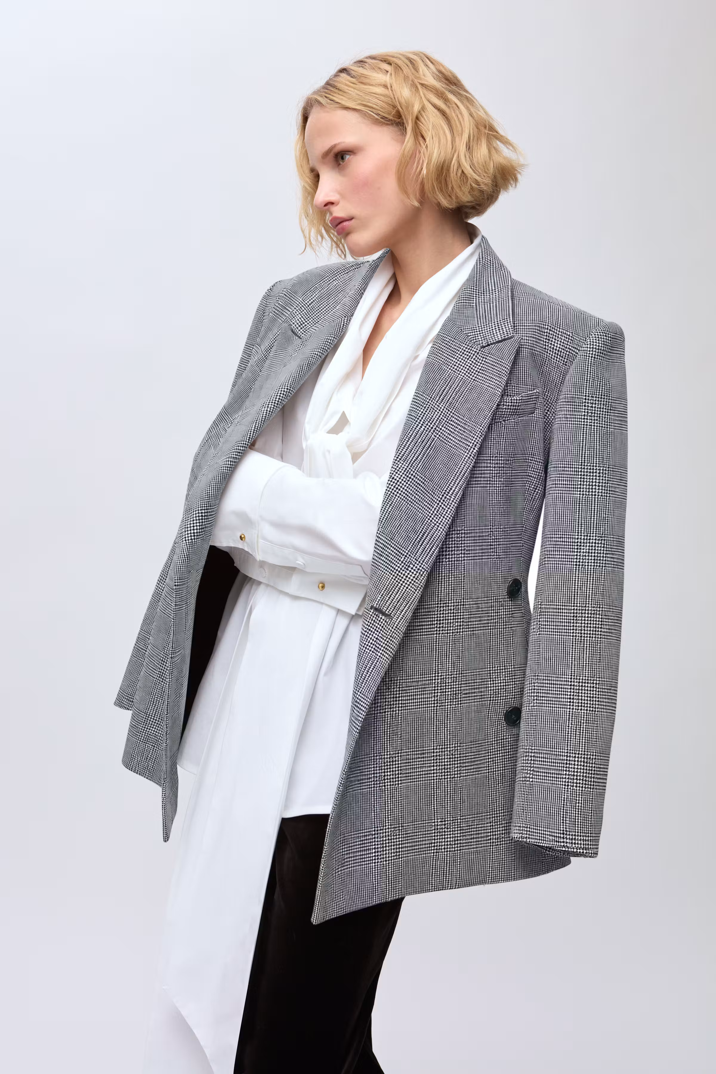 IOJunia Blazer LOOKBOOK DETAIL 30600054-MC2161