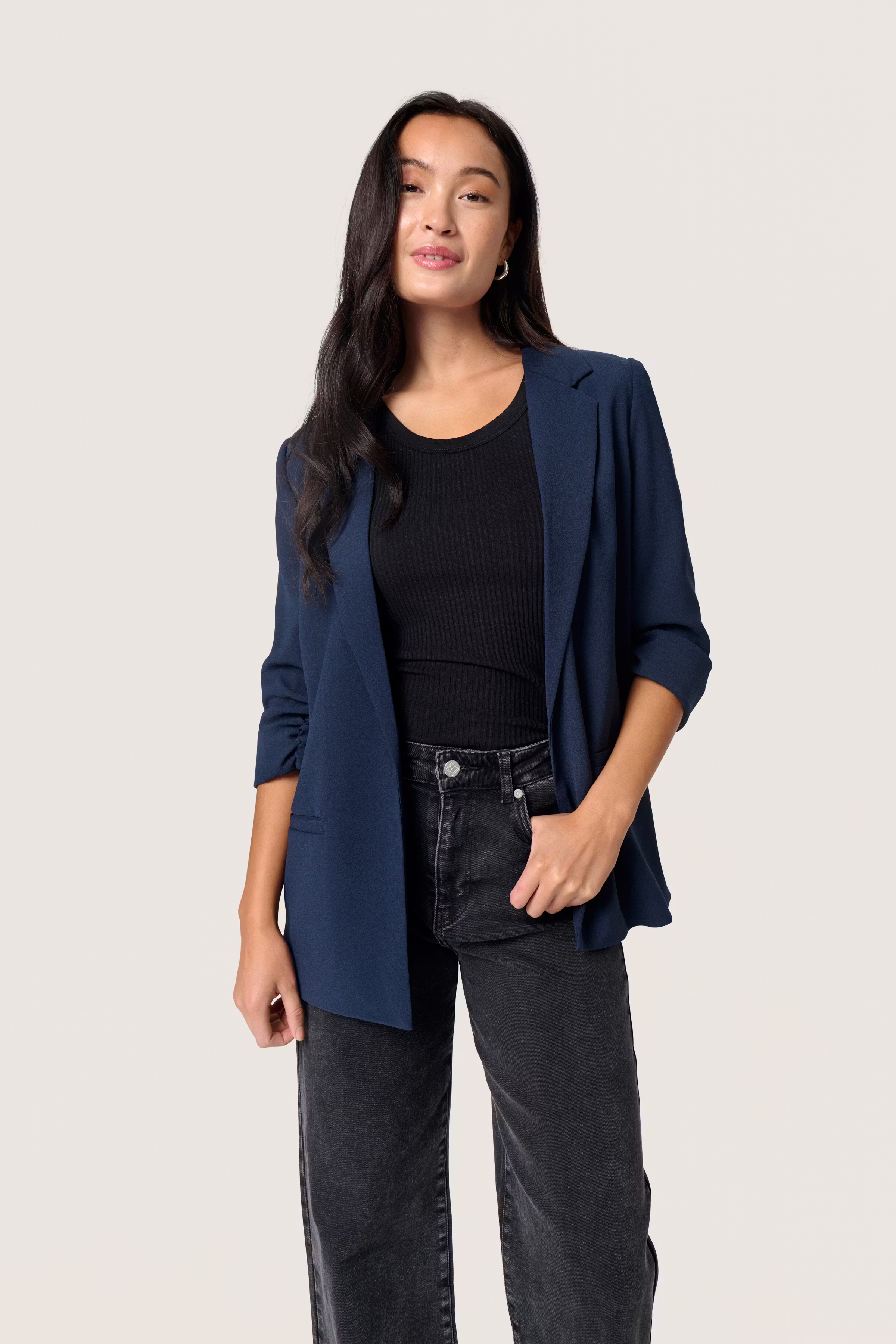 SLShirley Blazer LOOKBOOK FRONT 30403608-193924