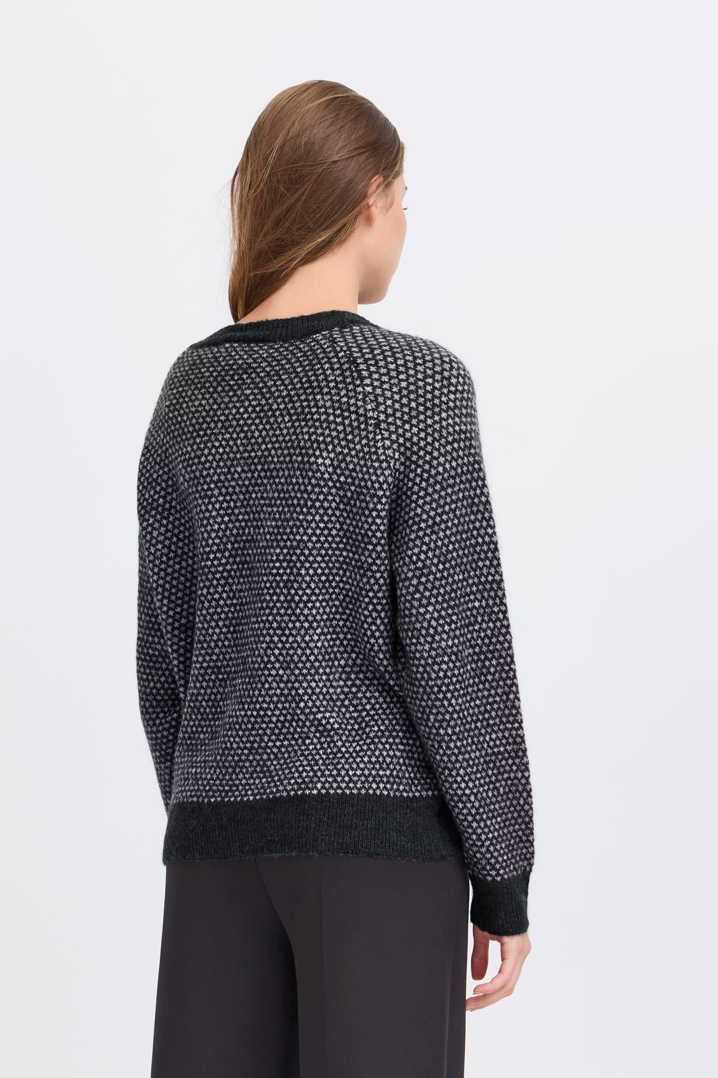 IHKAMARA Pullover LOOKBOOK BACK 20124492-194010