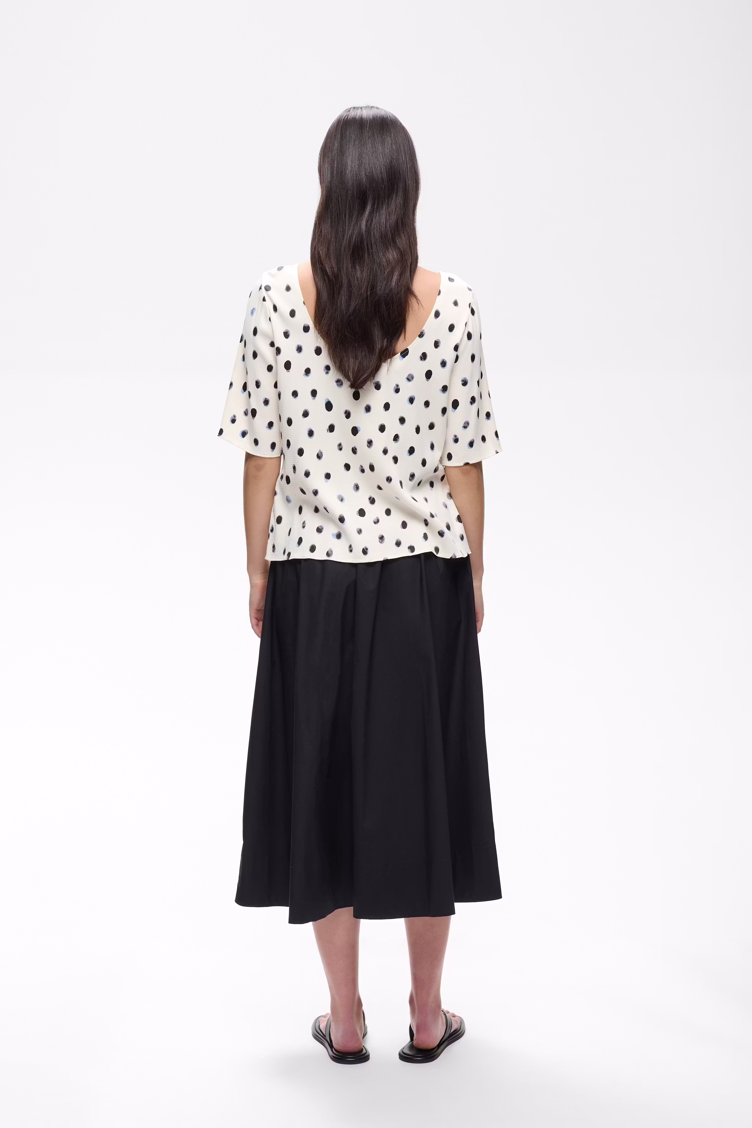 HENRIIW Top LOOKBOOK BACK 30113103-900009019