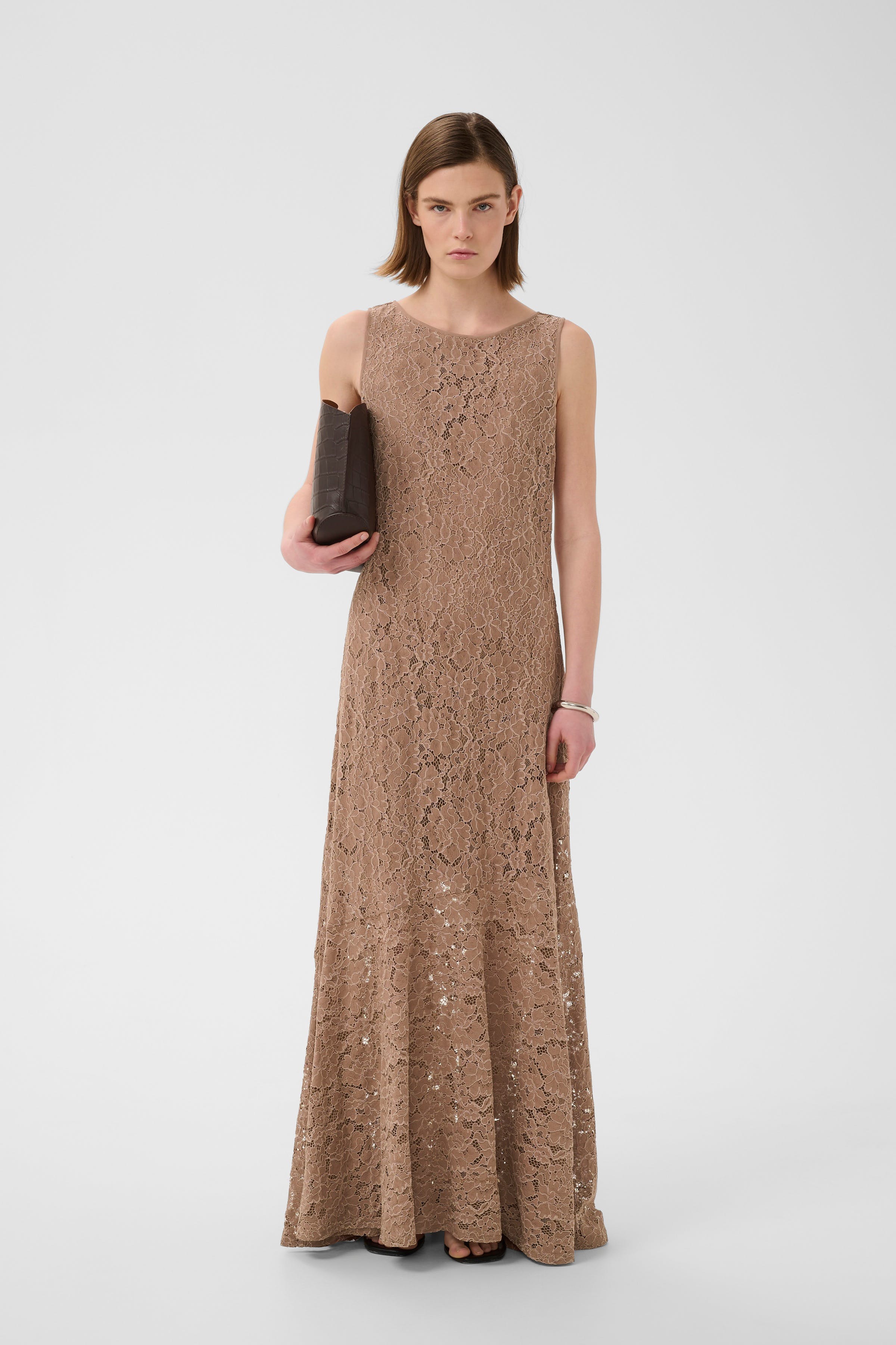 HAVANNAIW Dress LOOKBOOK FRONT 30112728-181324
