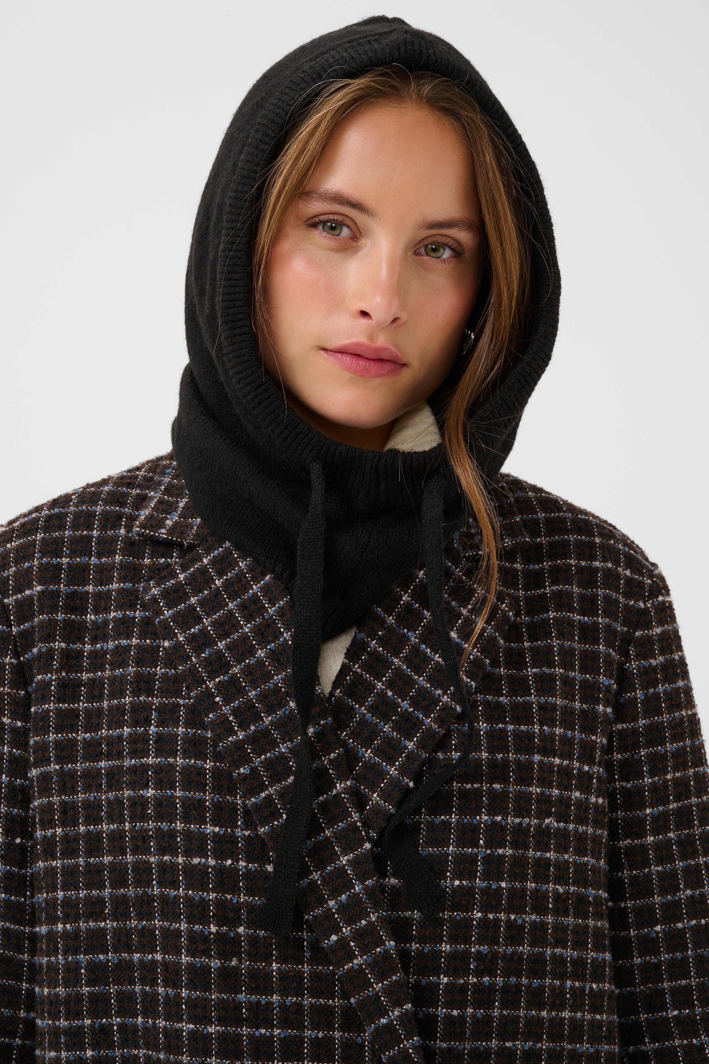 AlulluSZ Hood LOOKBOOK DETAIL 30514183-193911