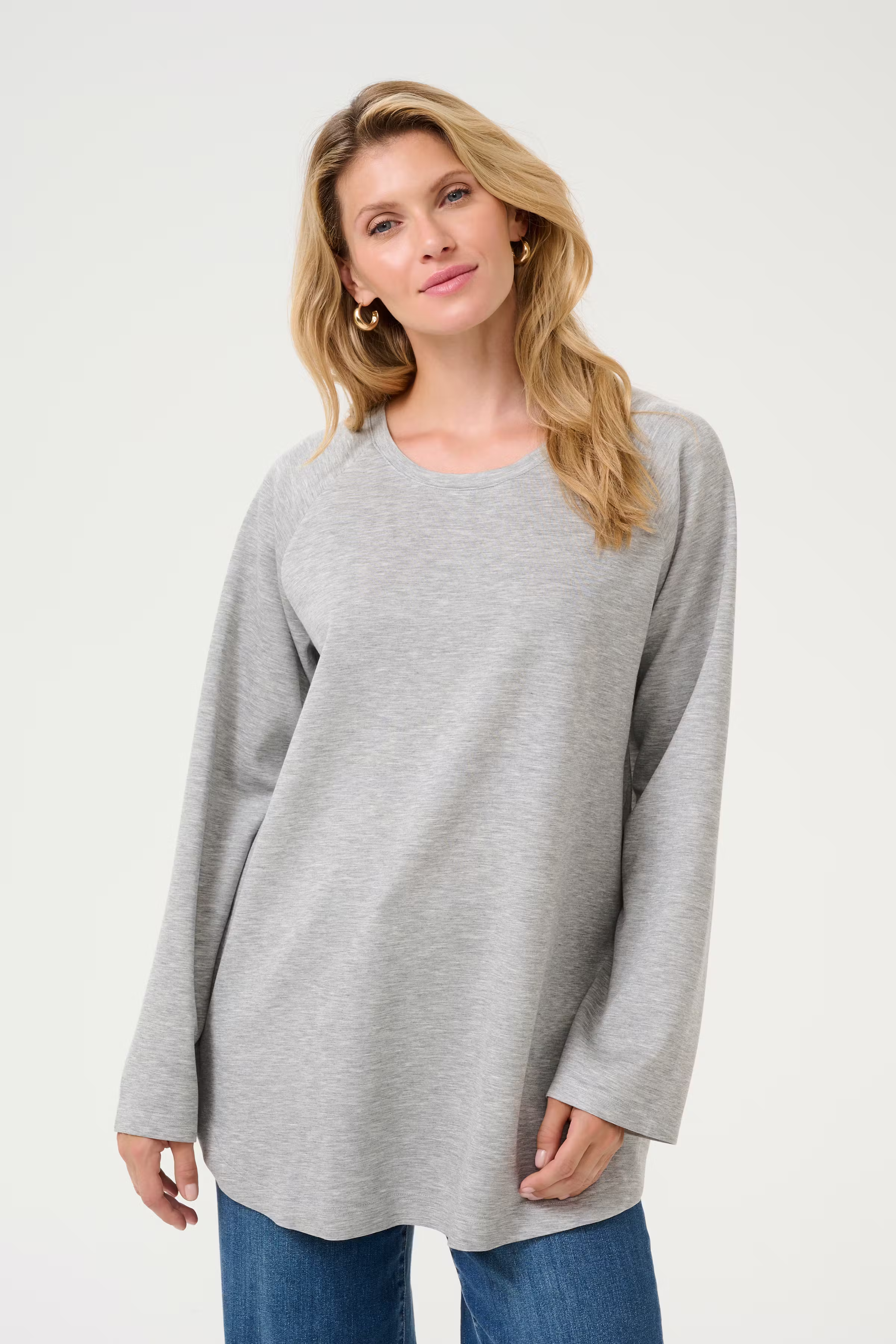 BPadona Tunic LOOKBOOK FRONT 10590856-100123B