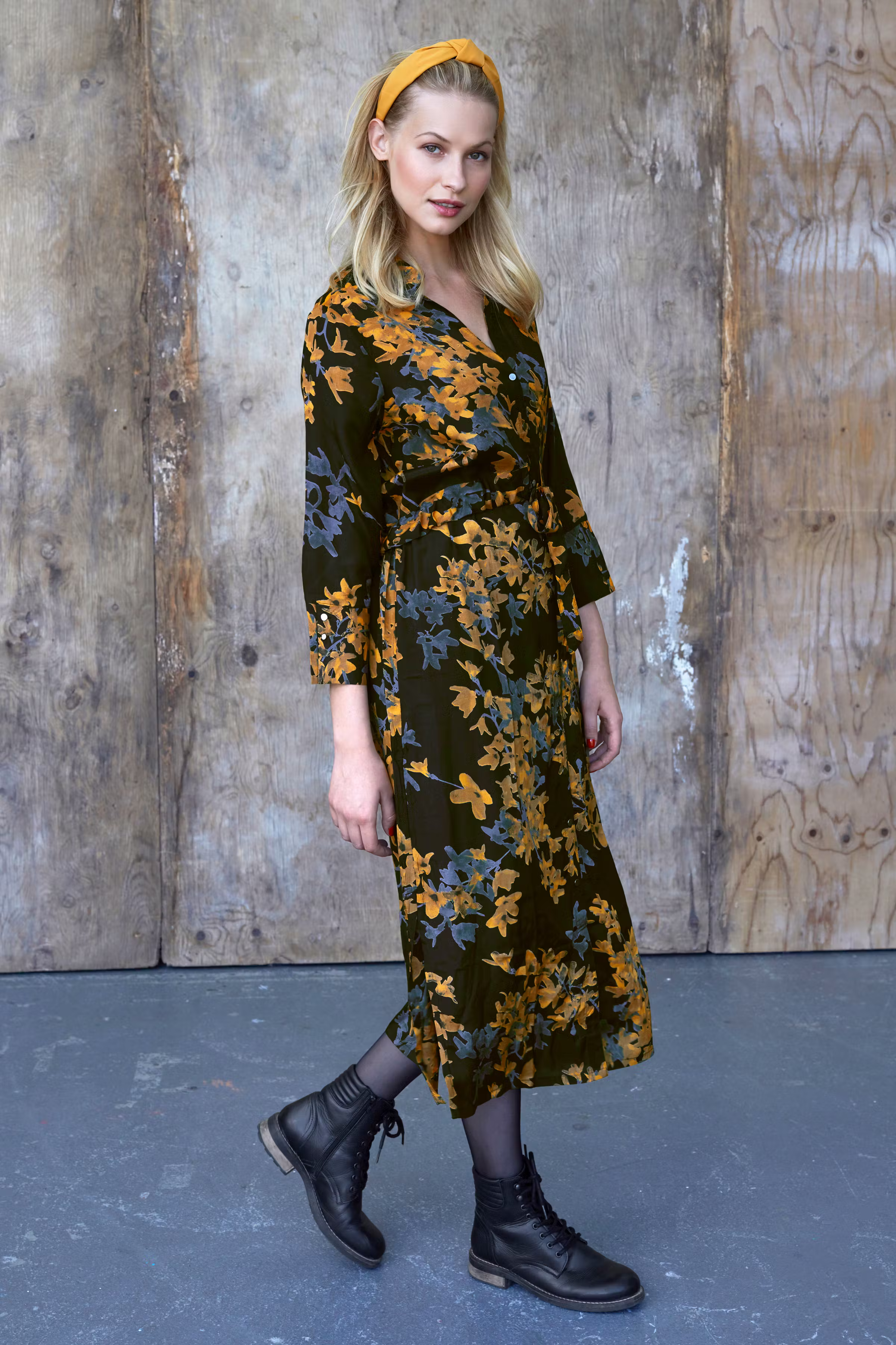 KAmilana Kleid LOOKBOOK FRONT 10503838-50600