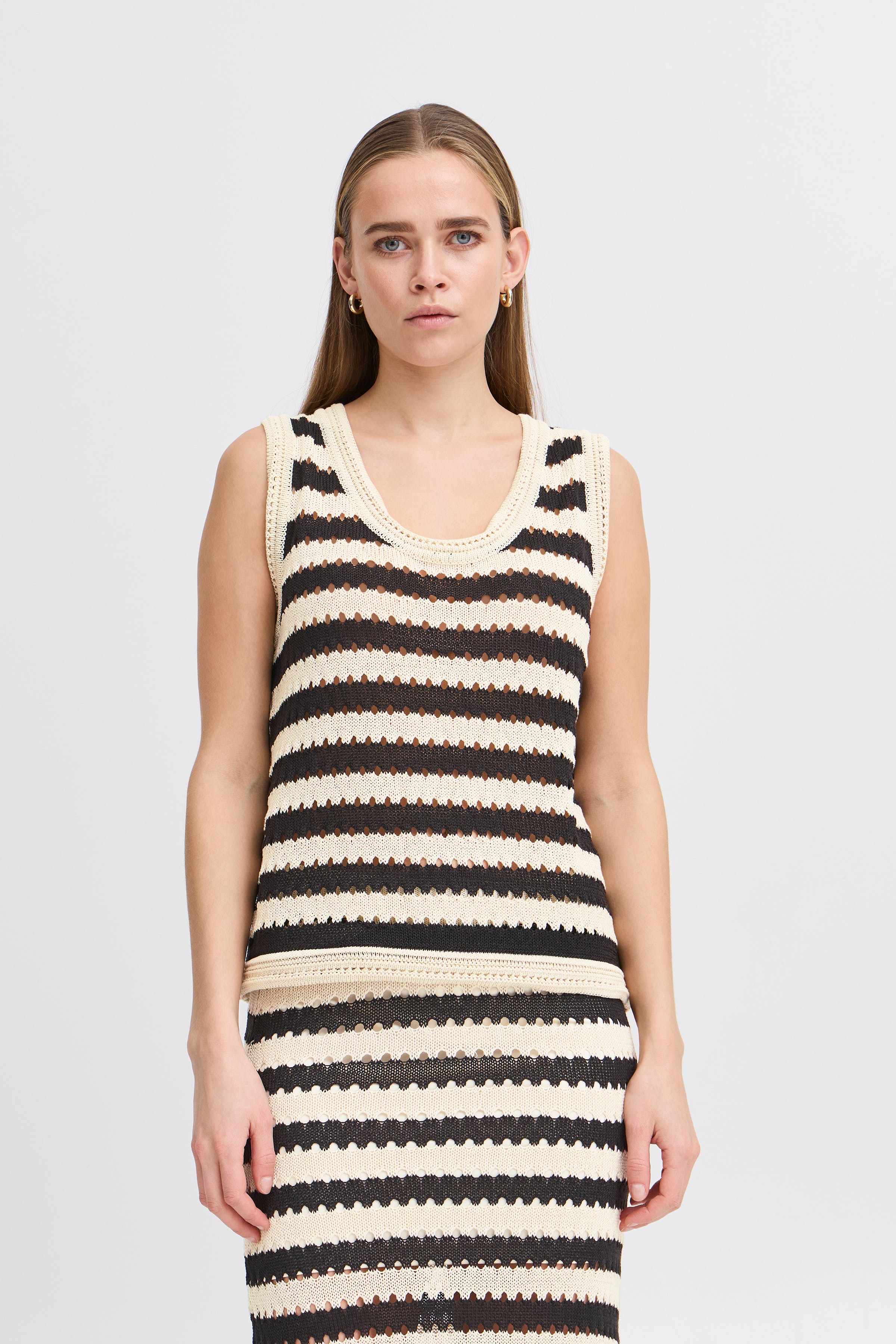 IHBIRDIS Ärmlös LOOKBOOK FRONT 20122873-203327