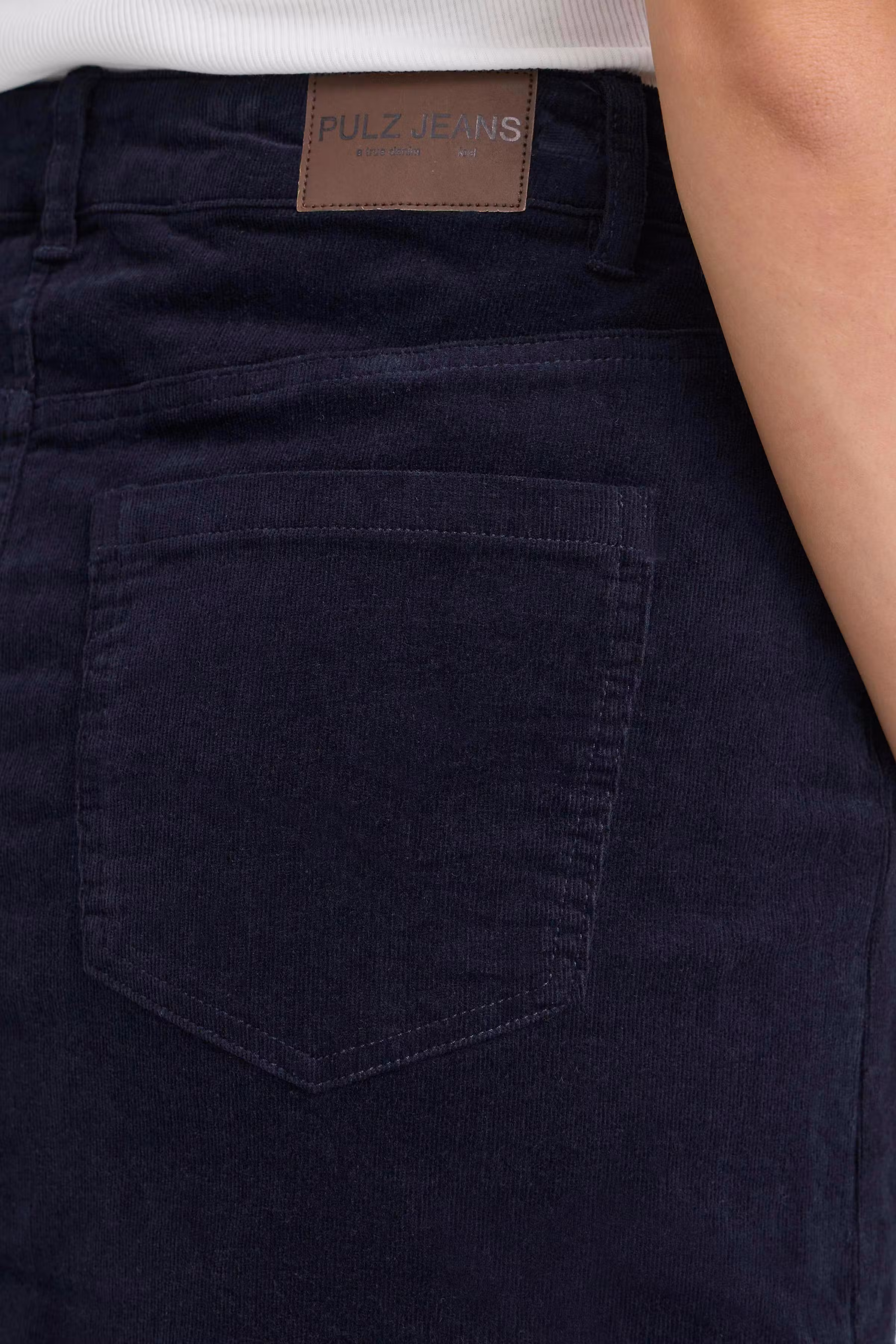 PZSALLY Skirt LOOKBOOK DETAIL 50210076-194020