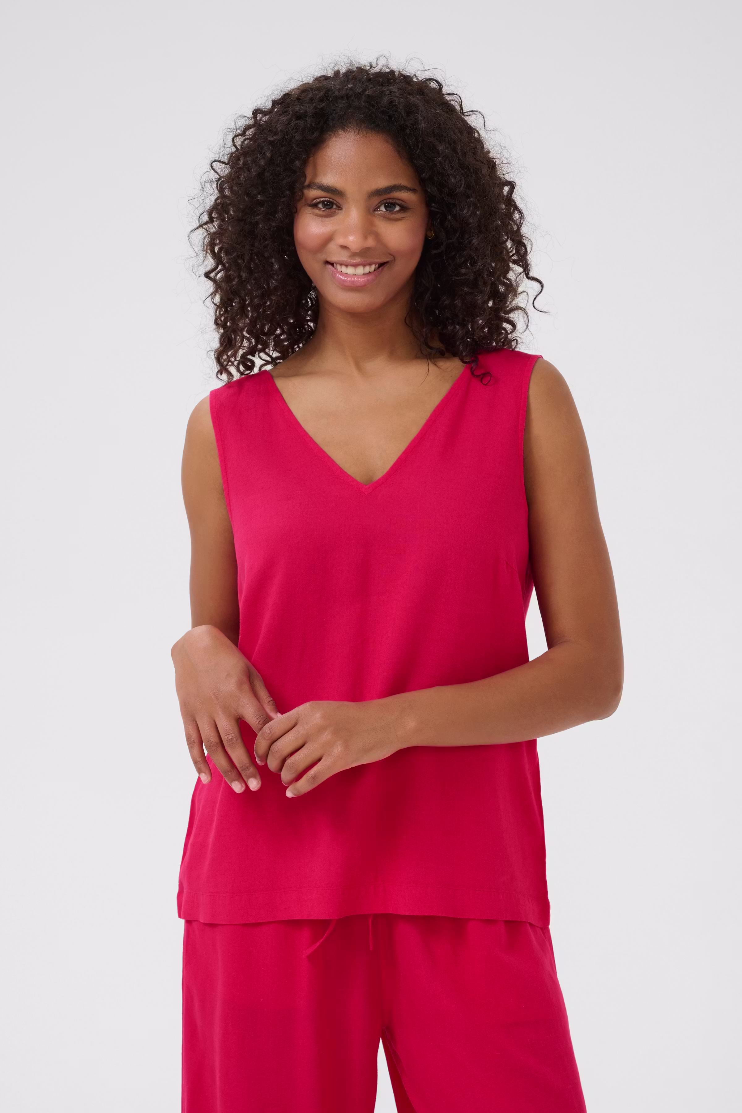 KAmilia Lin Top LOOKBOOK FRONT 10508426-181754