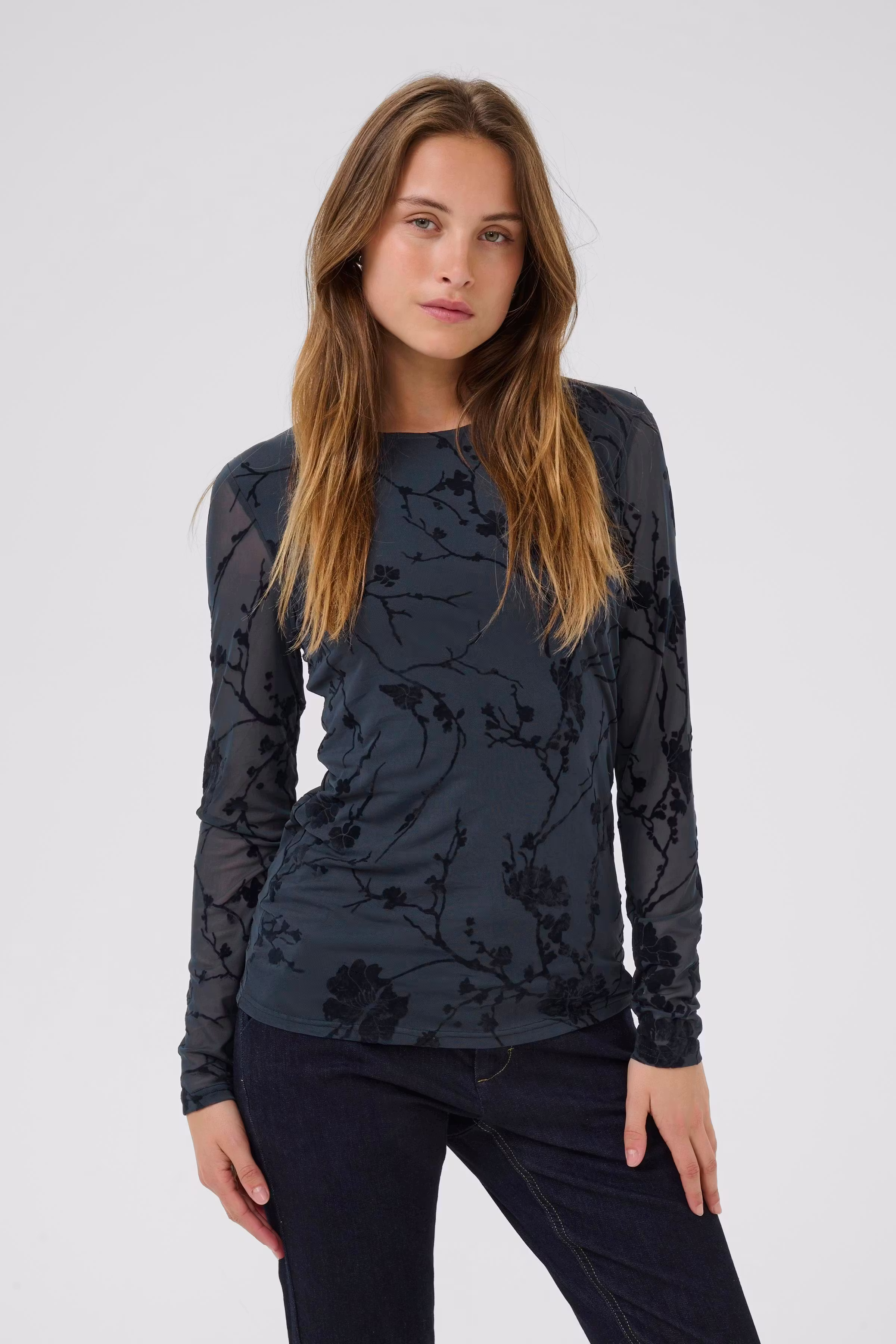 CUpalida Meshblus LOOKBOOK FRONT 50112460-194011