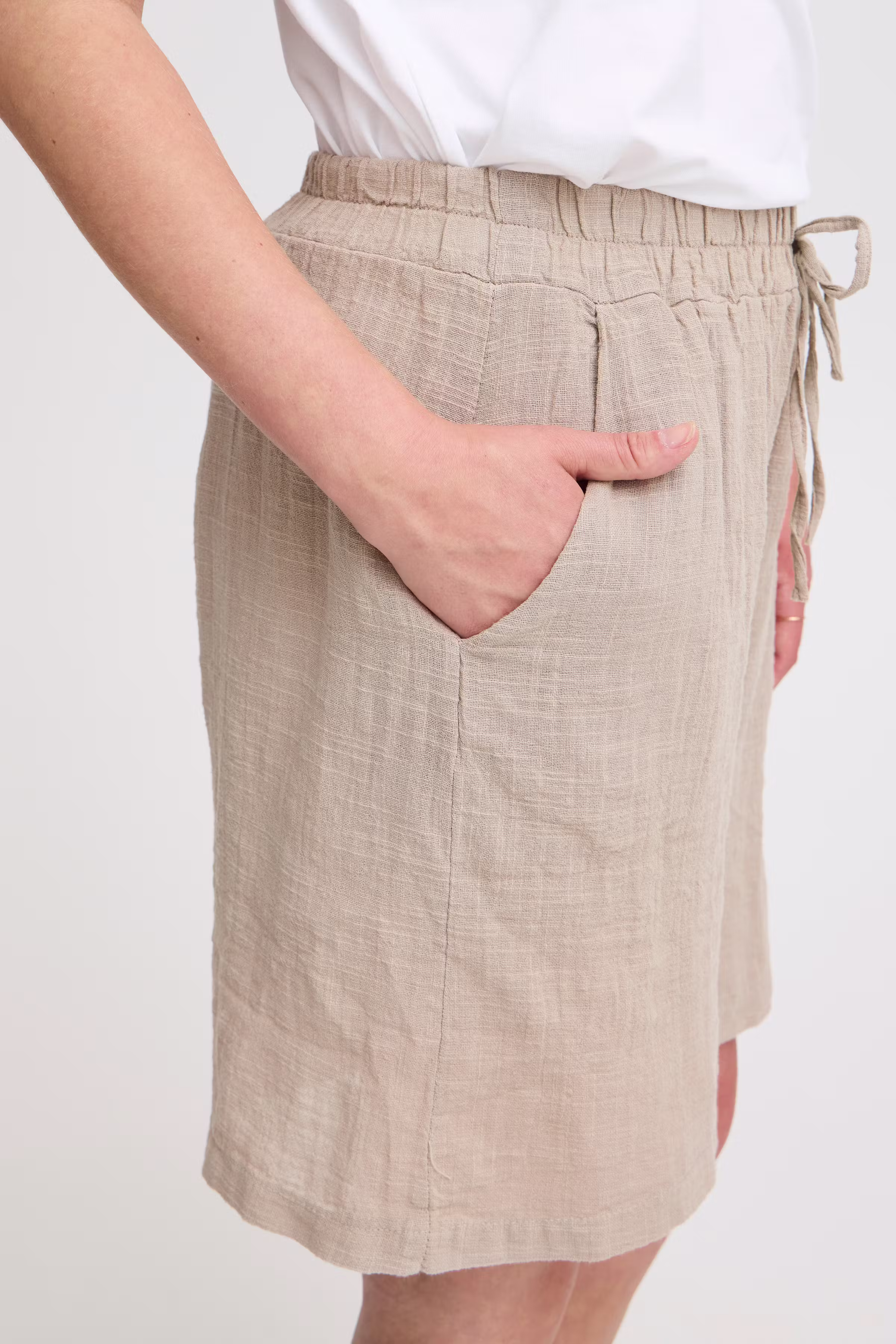 SBALEXA Shorts LOOKBOOK DETAIL 22100661-130907