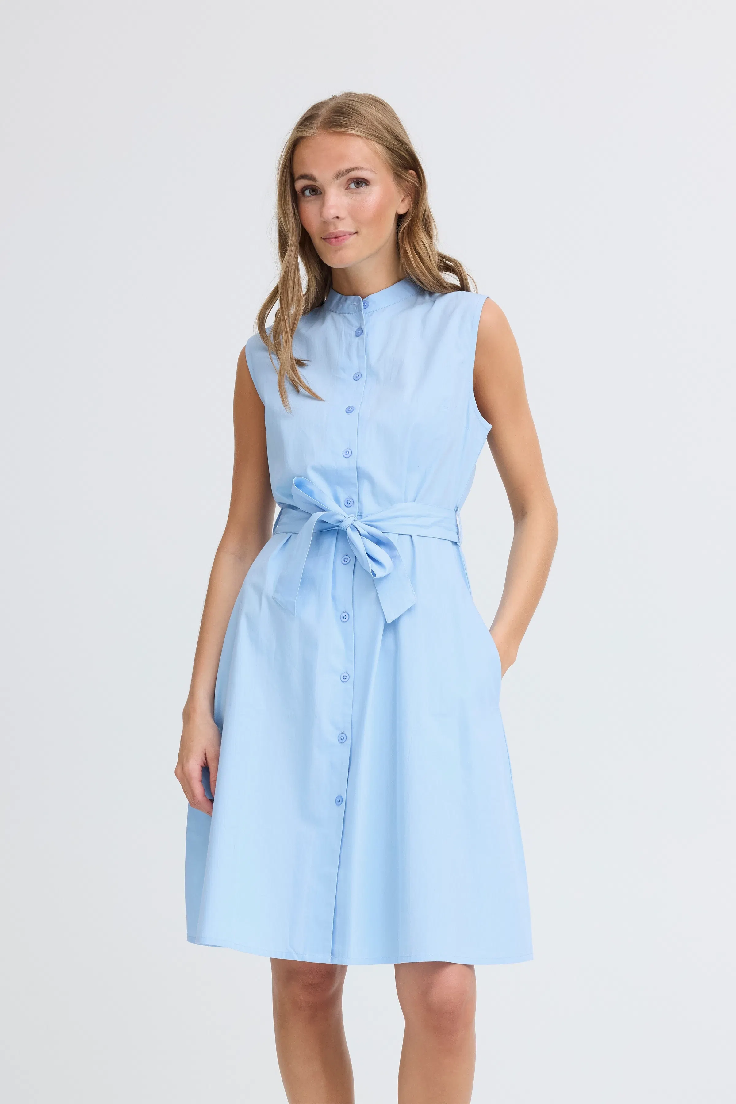 IHFANTY Kjole LOOKBOOK FRONT 20123803-153920