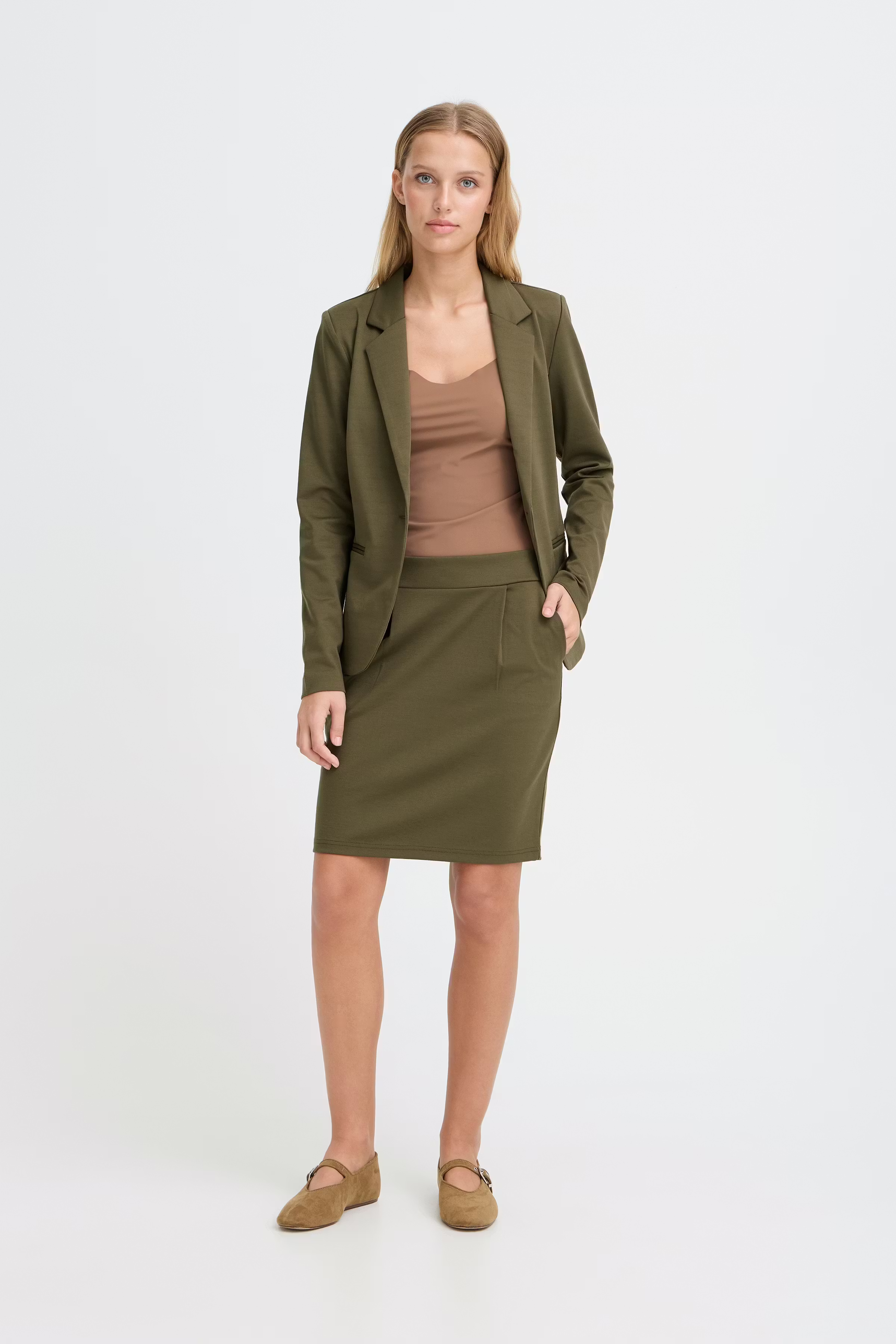 IHKATE Skirt LOOKBOOK FRONT 20105037-13024