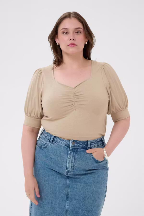 KCsissy T-Shirt LOOKBOOK FRONT 10581401-151305