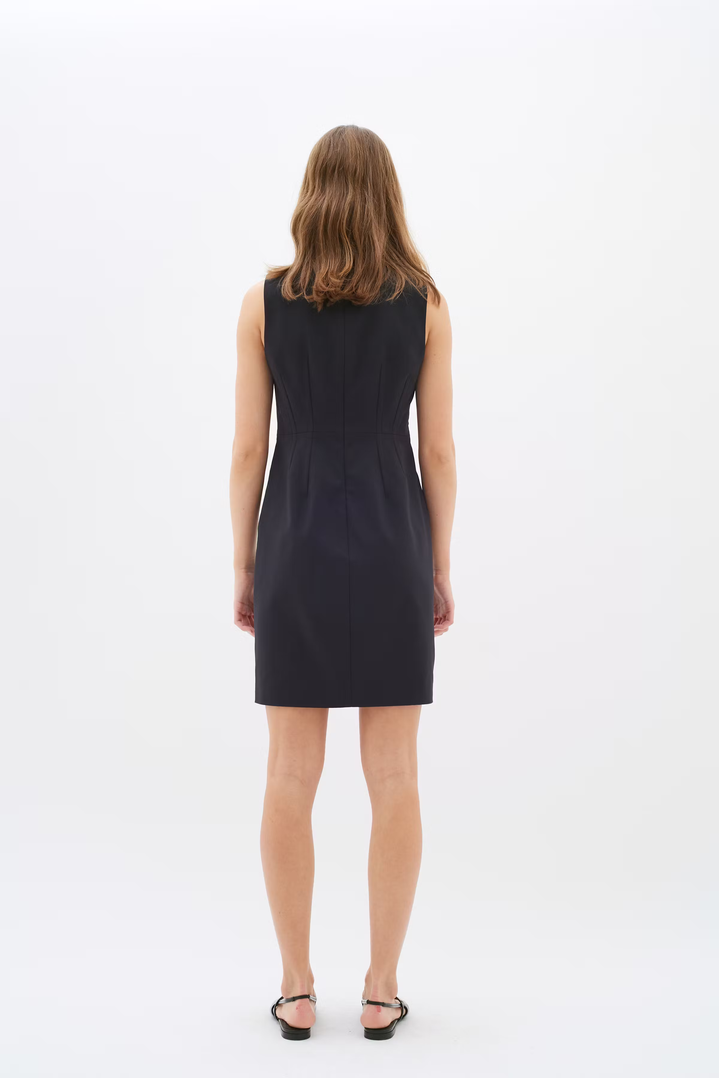 ZiggiIW Dress LOOKBOOK BACK 30109404-194008