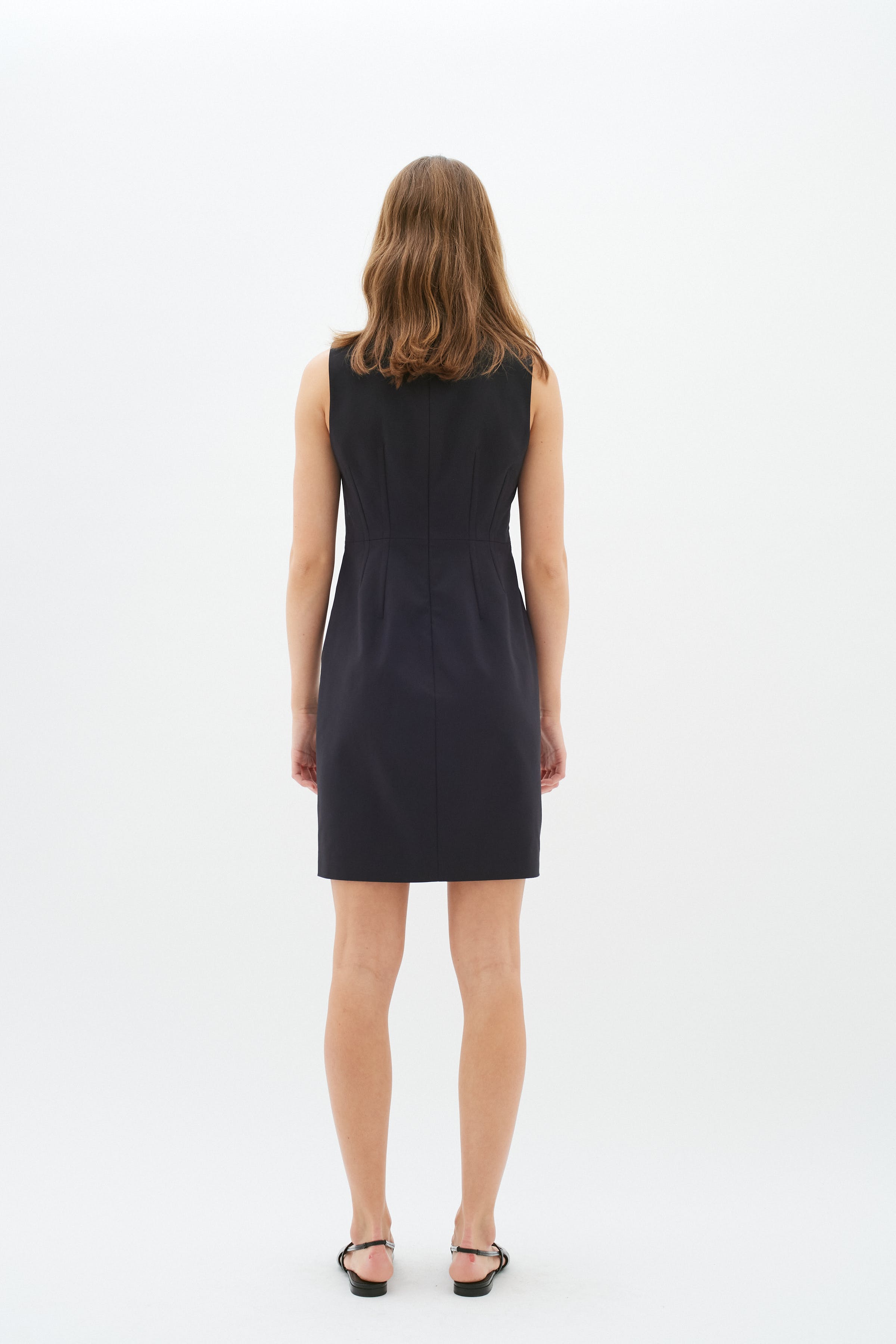 ZiggiIW Dress LOOKBOOK BACK 30109404-194008