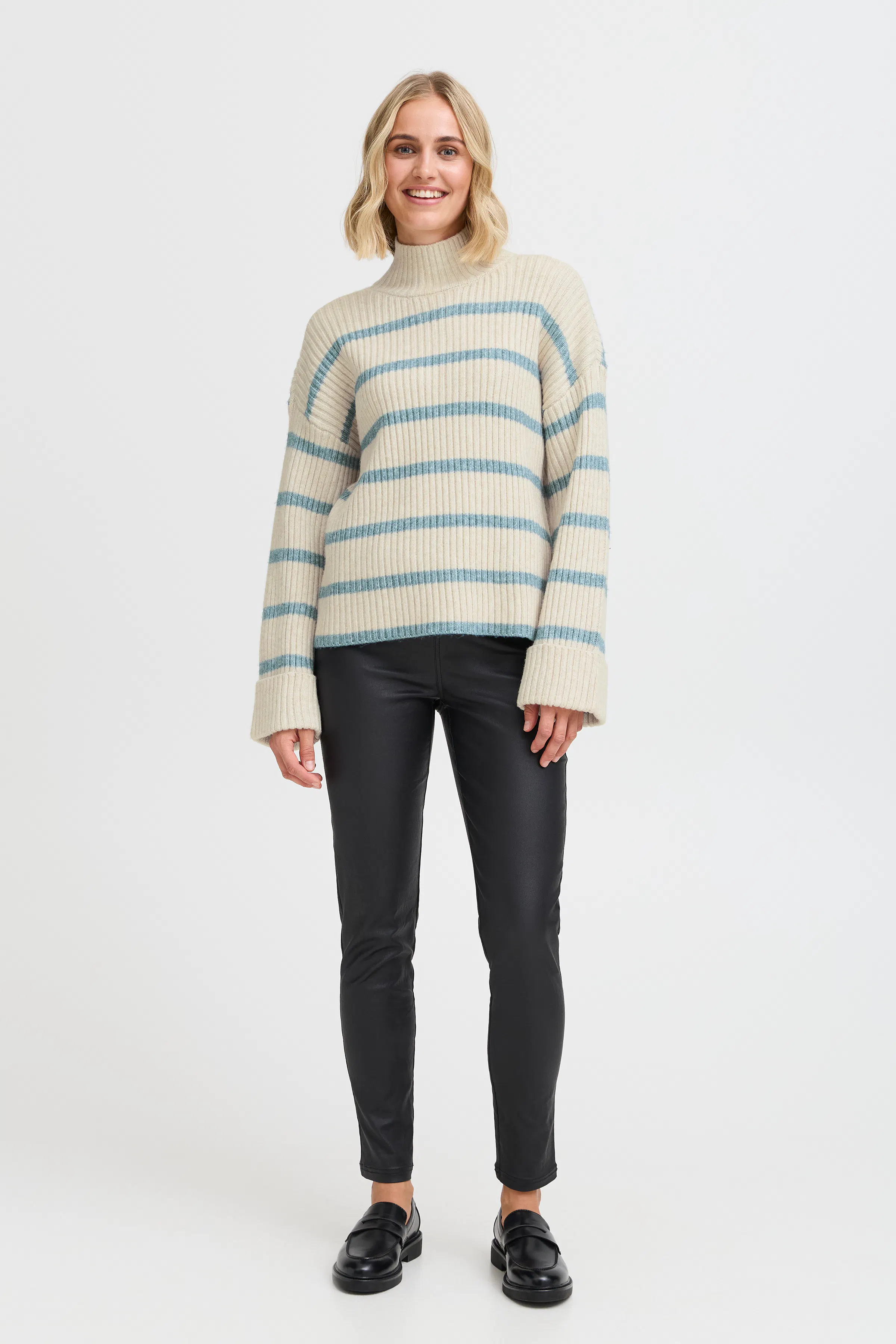 FRELLY Pullover LOOKBOOK FRONT 20612973-200669