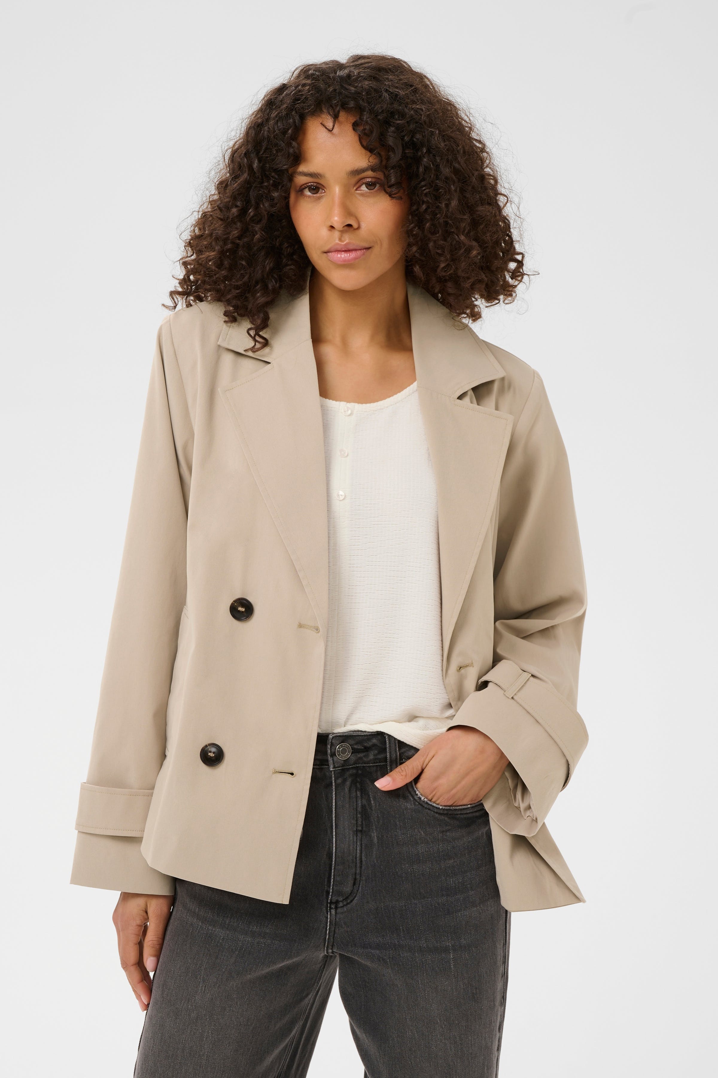 KAjacklyn Coat LOOKBOOK FRONT 10512482-1000101