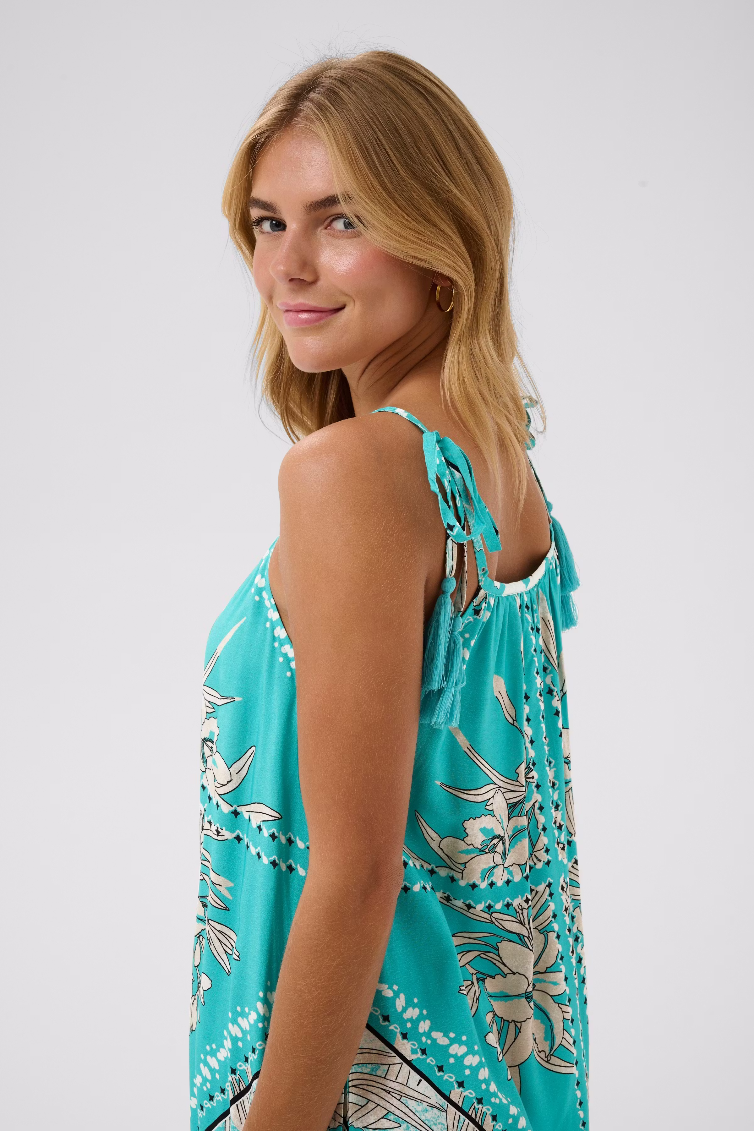 CRTiah Klänning LOOKBOOK DETAIL 10614985-109338