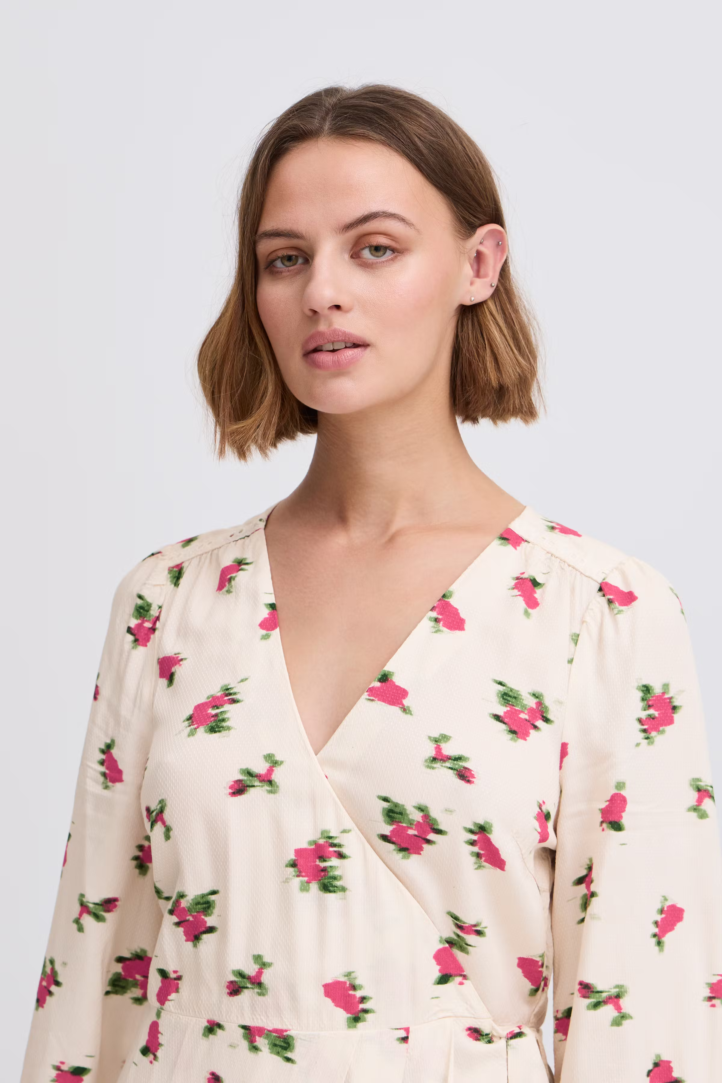 IRPETRA Kjole LOOKBOOK DETAIL 20122227-130905