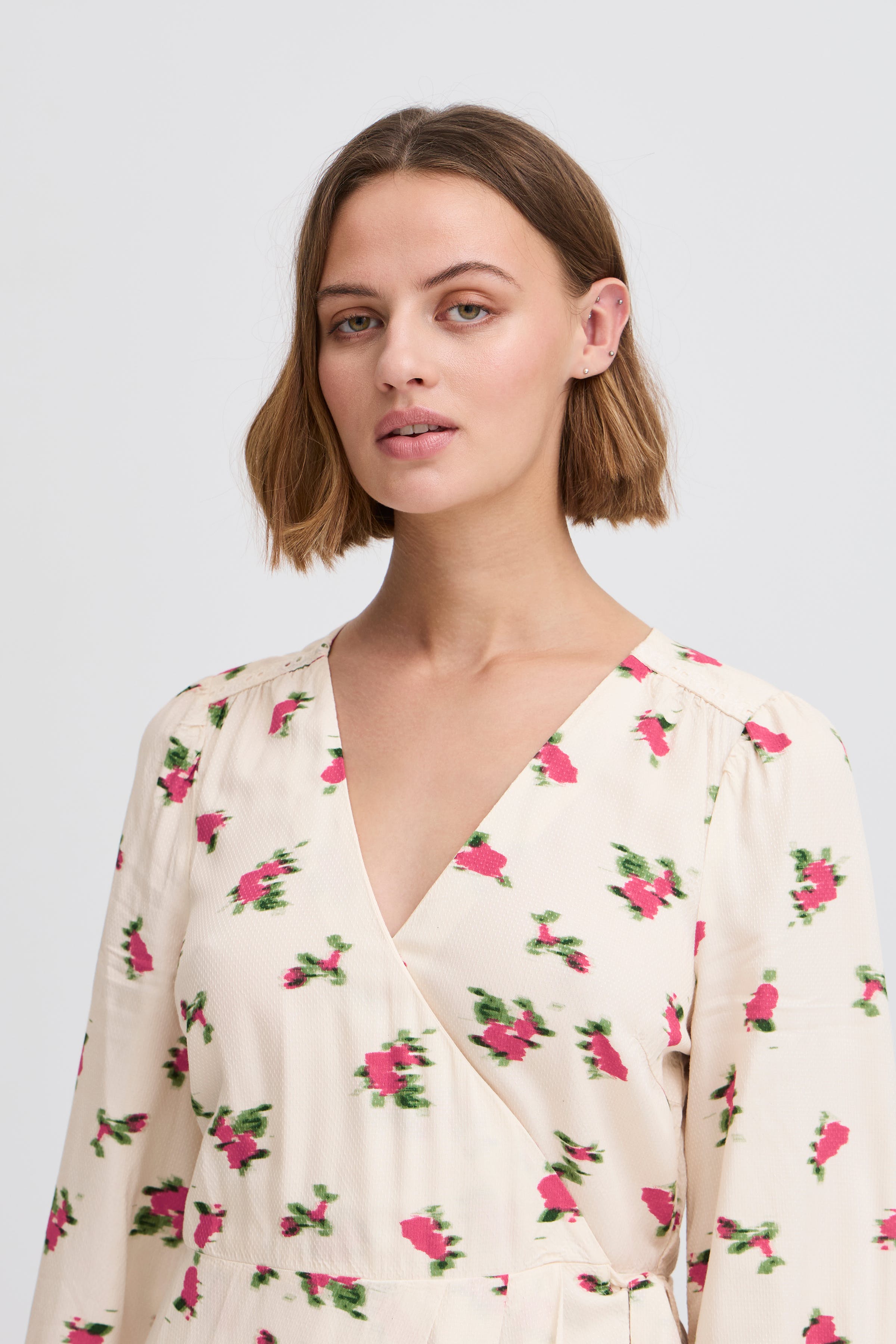 IRPETRA Kjole LOOKBOOK DETAIL 20122227-130905