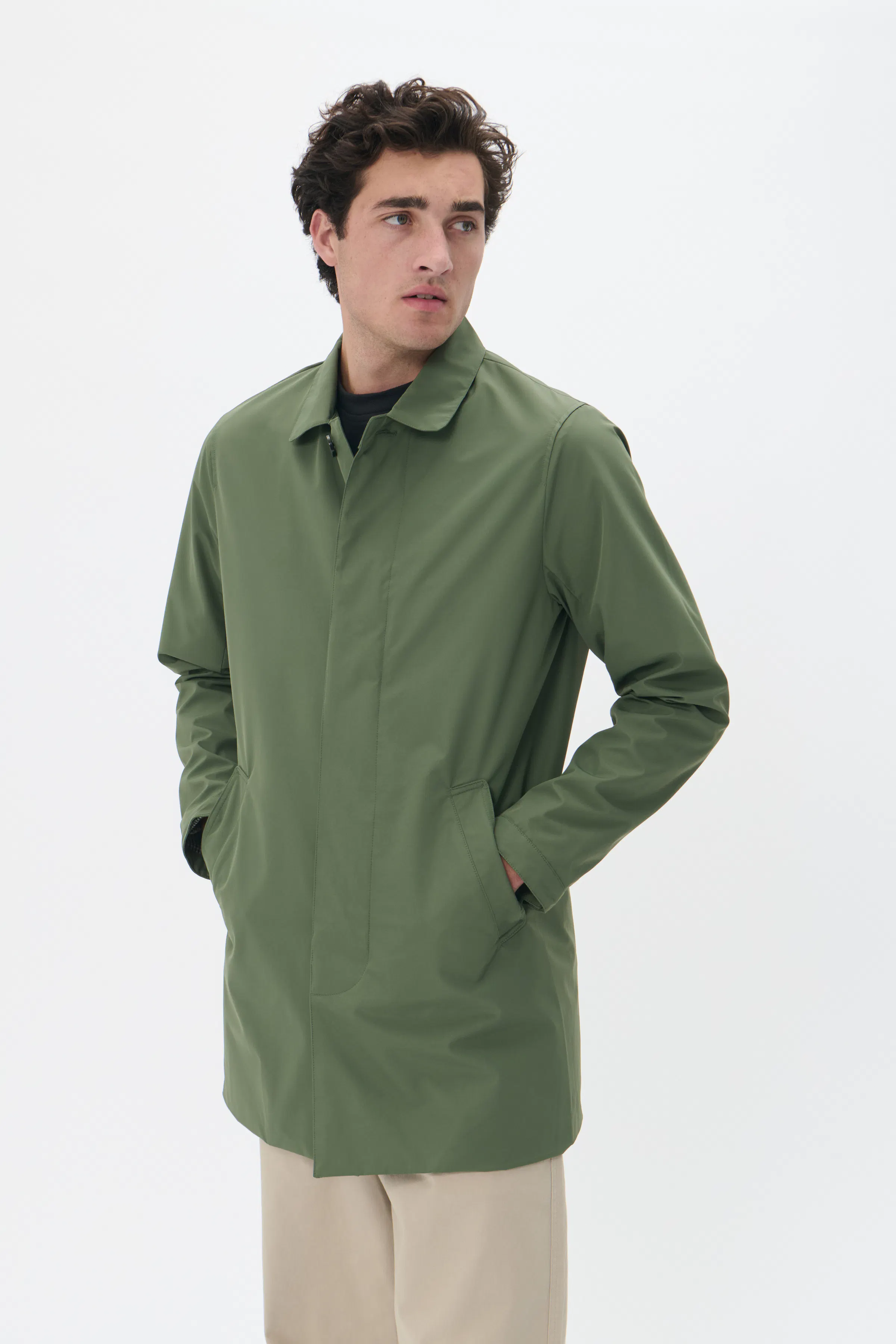 MAmiles Mantel LOOKBOOK FRONT 30204455-190309