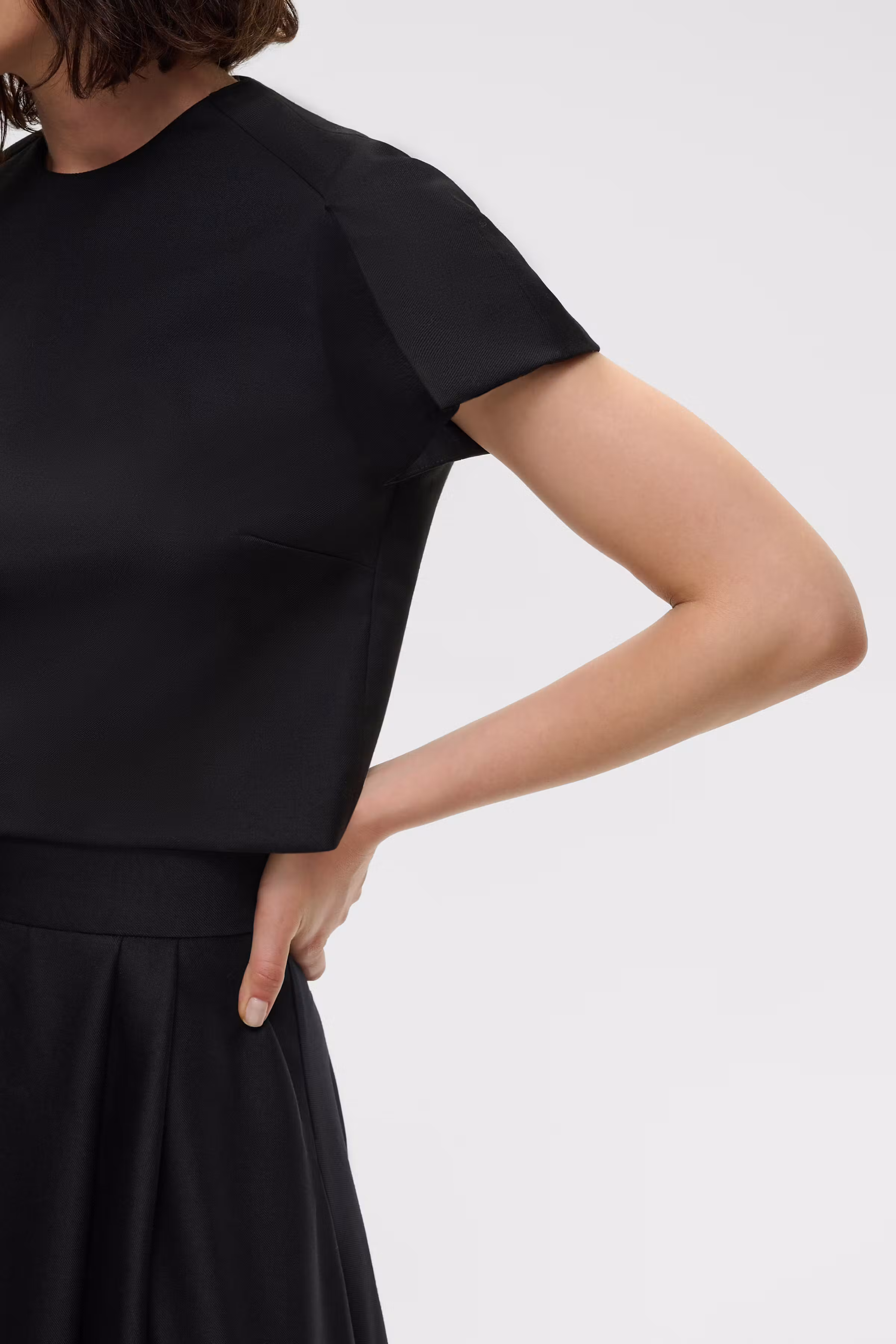 IOTherese Top LOOKBOOK DETAIL 30600058-BK999