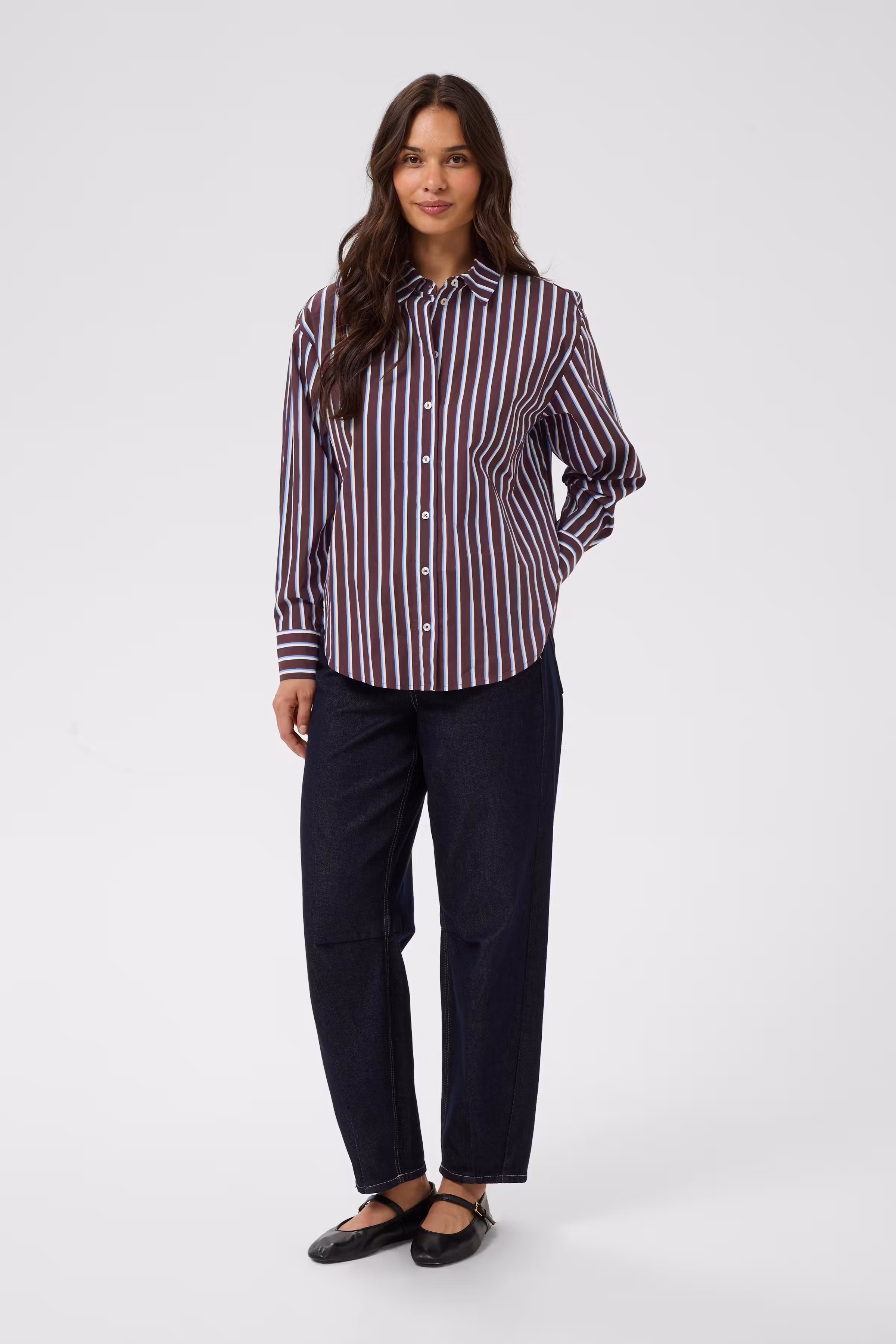 KAgavina Skjorta LOOKBOOK FRONT 10512227-109921
