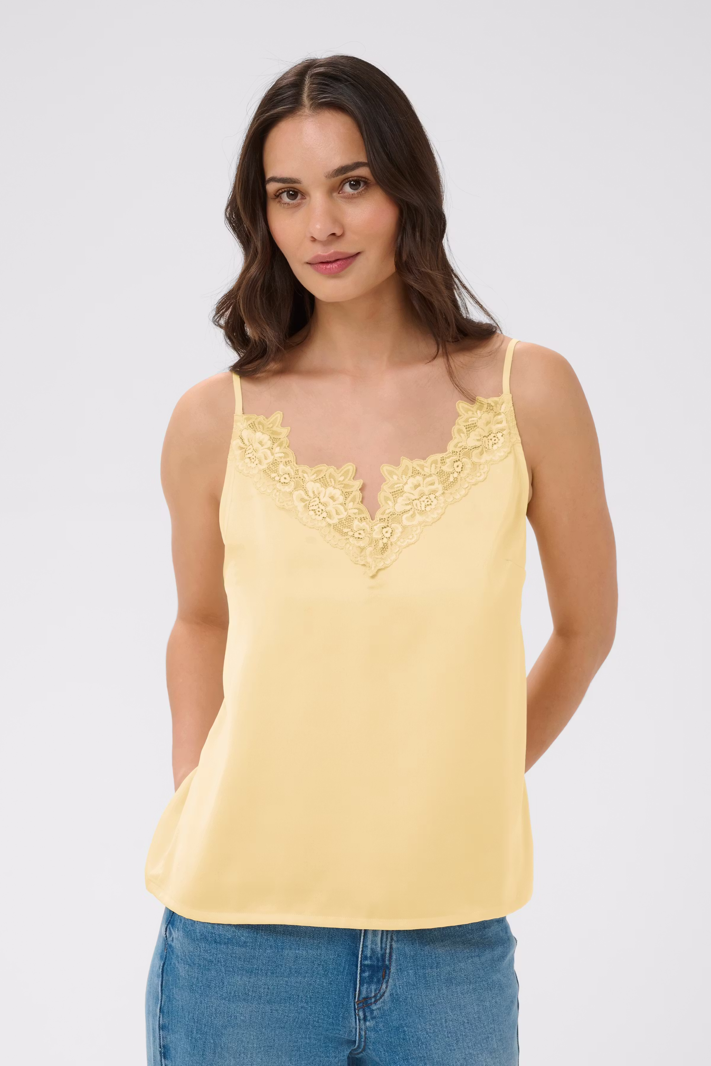 KAclaudia Top LOOKBOOK FRONT 10512419-130822