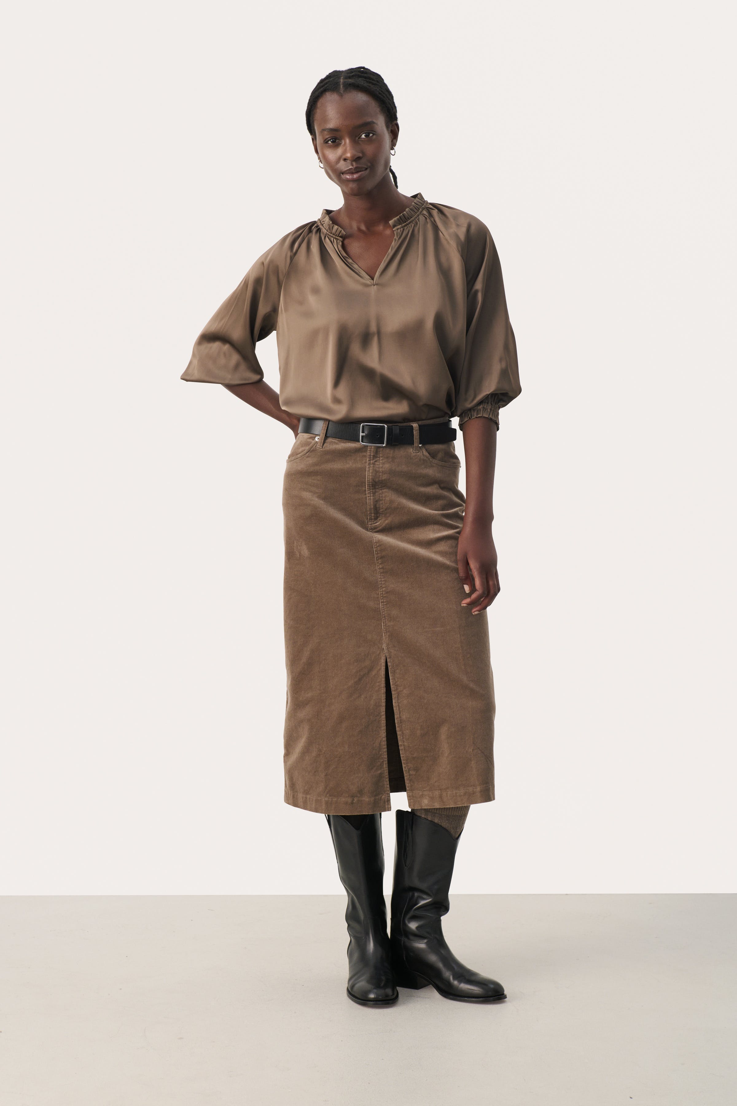 ElsiaPW Blouse LOOKBOOK BACK 30309324-181112