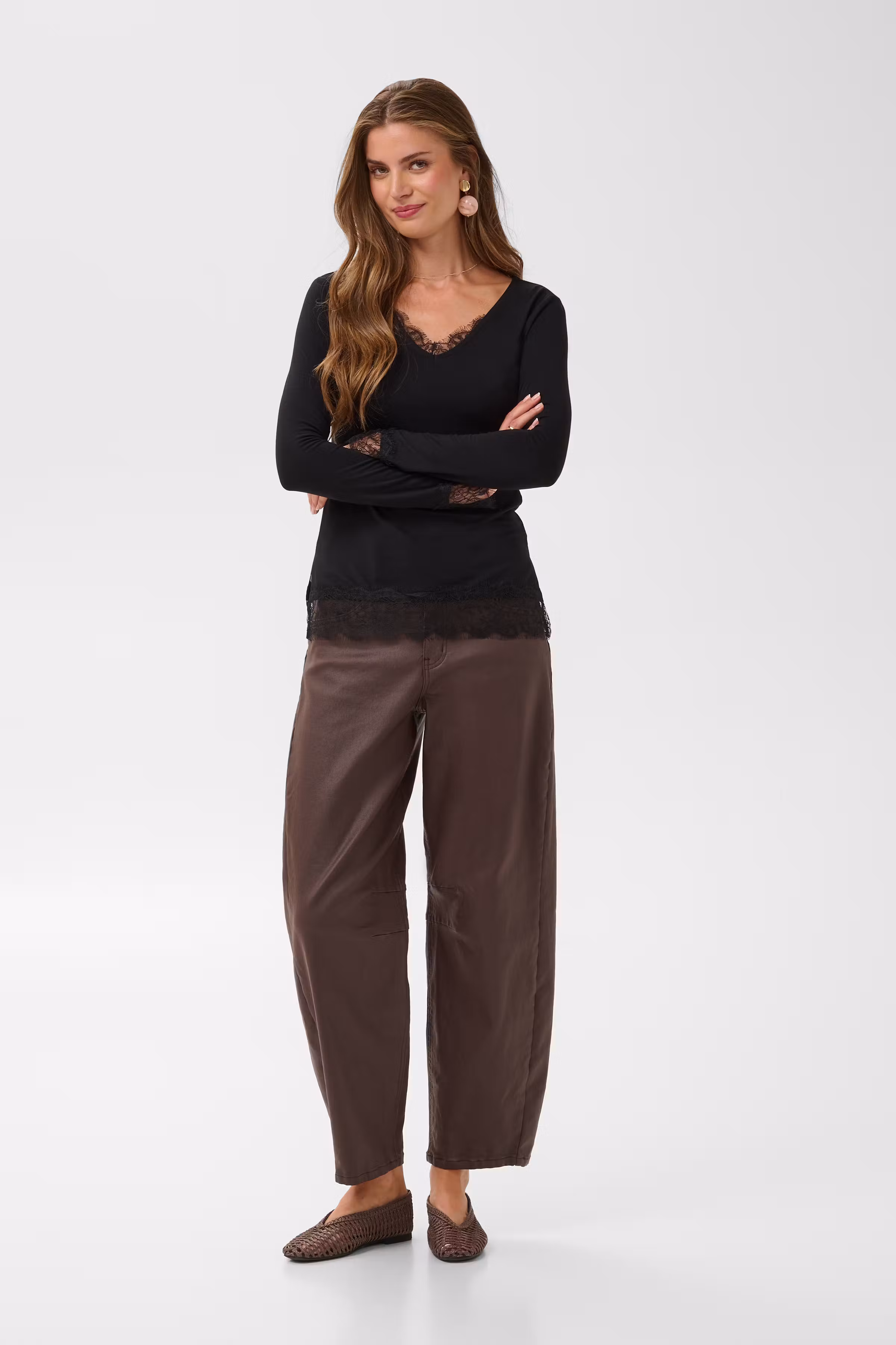 CRAlvaia Top LOOKBOOK FRONT 10615771-100120