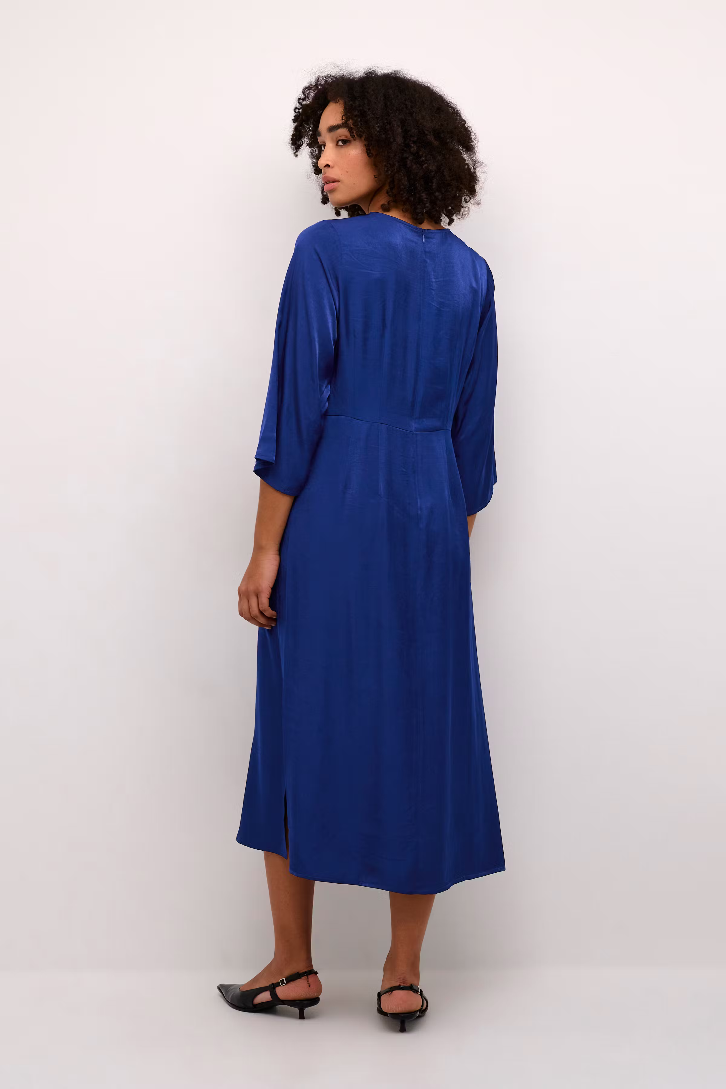 KAmemba Dress LOOKBOOK BACK 10509072-193942