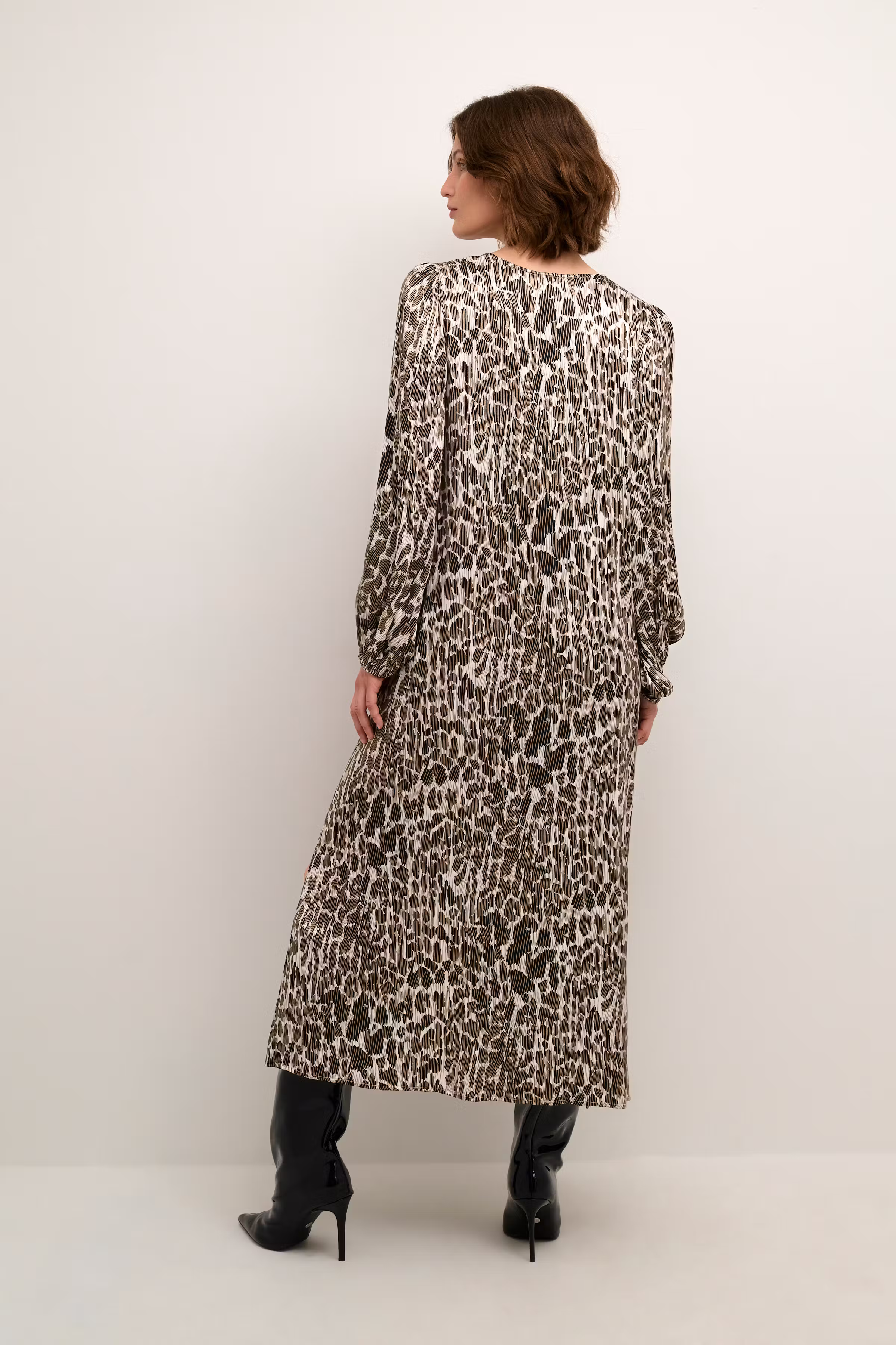 JessKB Kleid LOOKBOOK BACK 10104412-104627