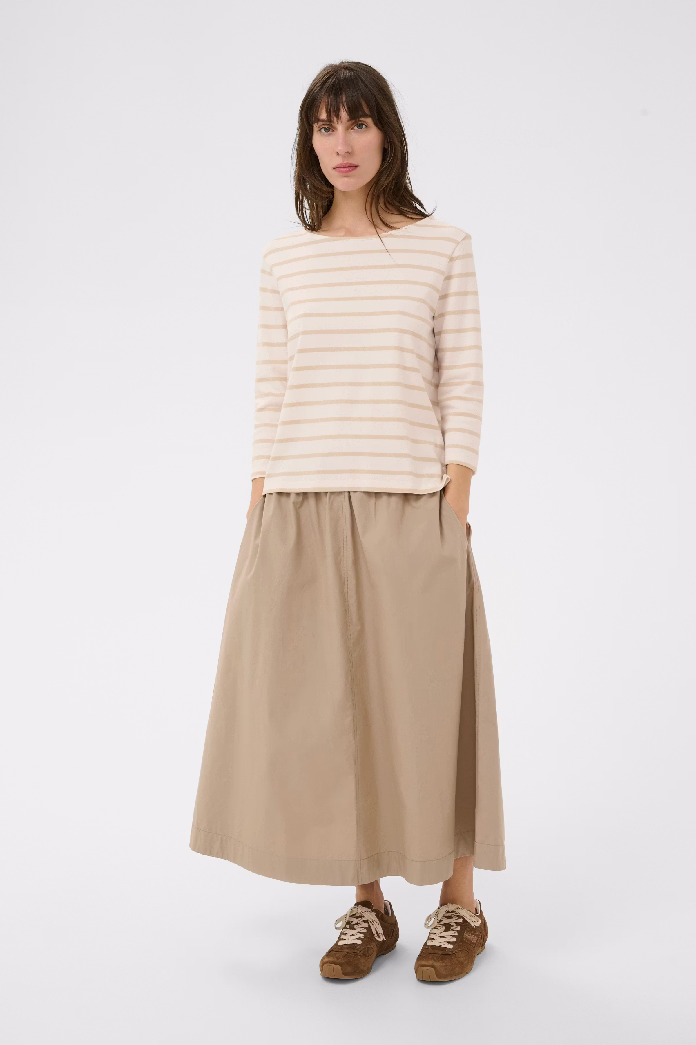 NelaPW T-shirt LOOKBOOK FRONT 30309864-304838