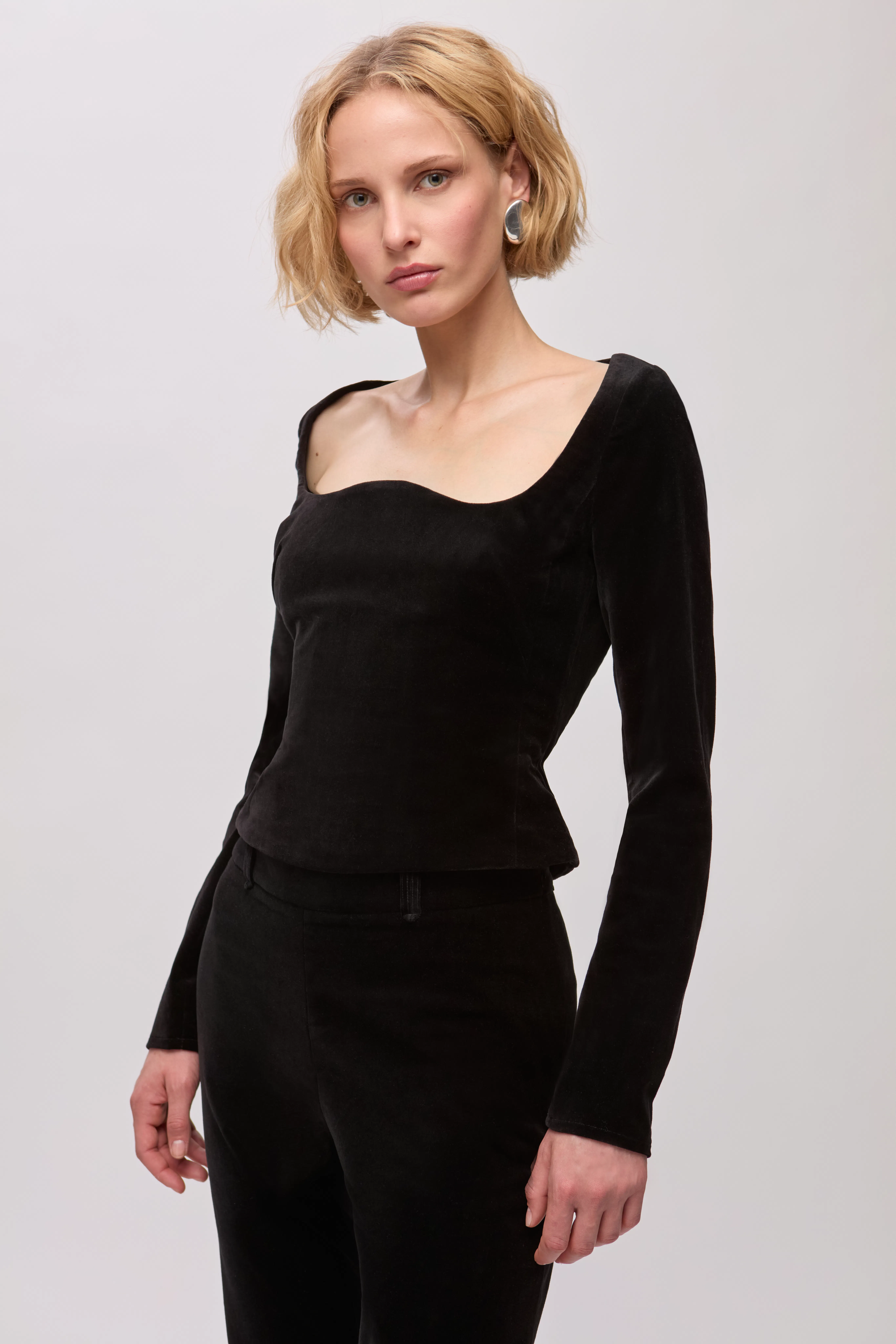 IOTalitha Blouse LOOKBOOK FRONT 30600136-BK999