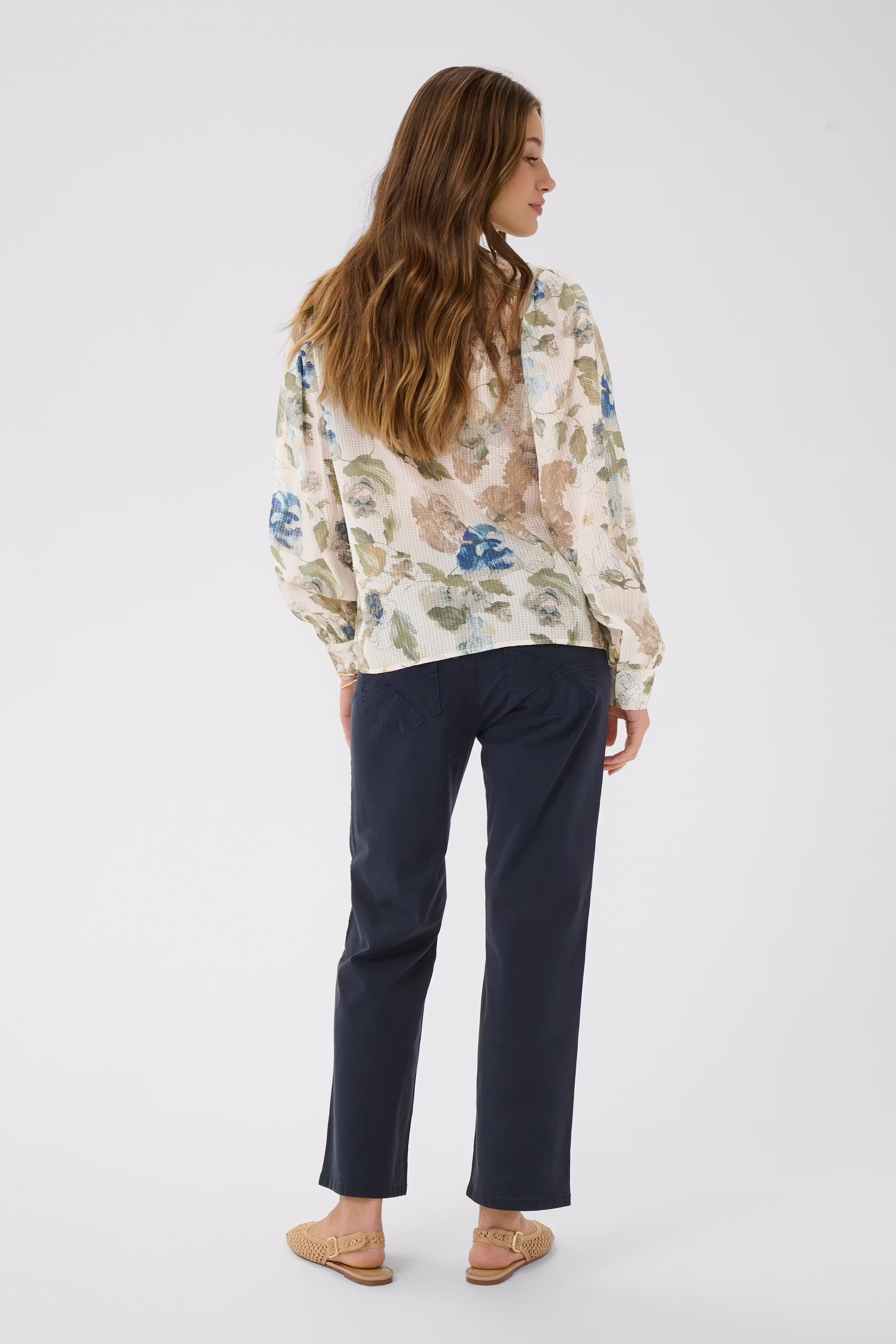 CRLucia Blouse LOOKBOOK BACK 10614805-109511