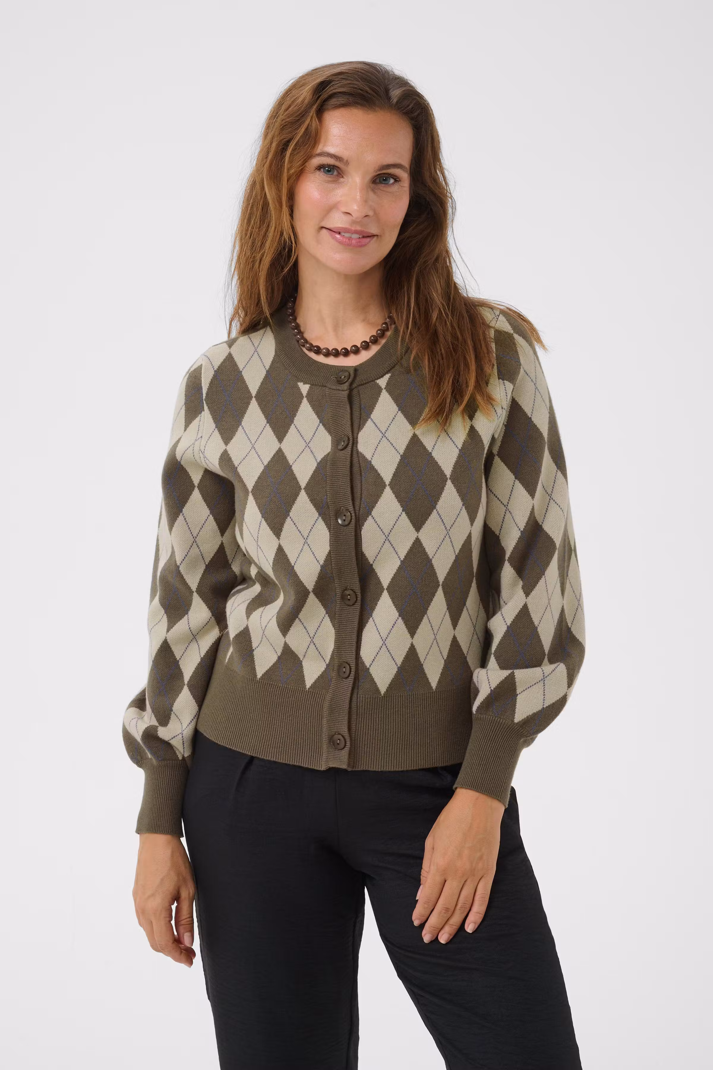 BPalice Cardigan LOOKBOOK FRONT 40200248-1000339